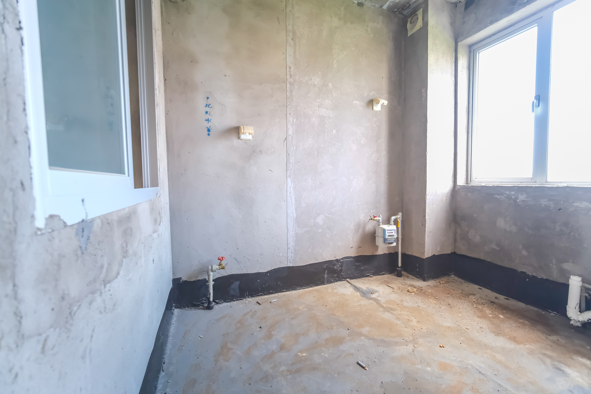 恒广国际物流园  3室2厅1卫    39.8万 恒广国际物流园  3室2厅1卫    39.8万厨房