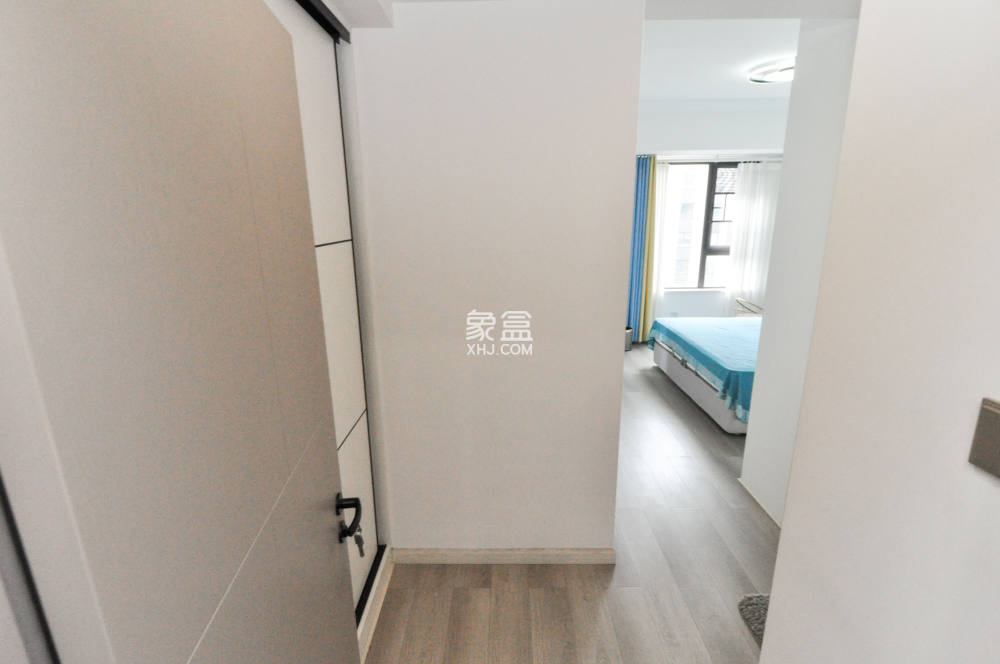 梅溪正荣府  3室2厅2卫   165.00万