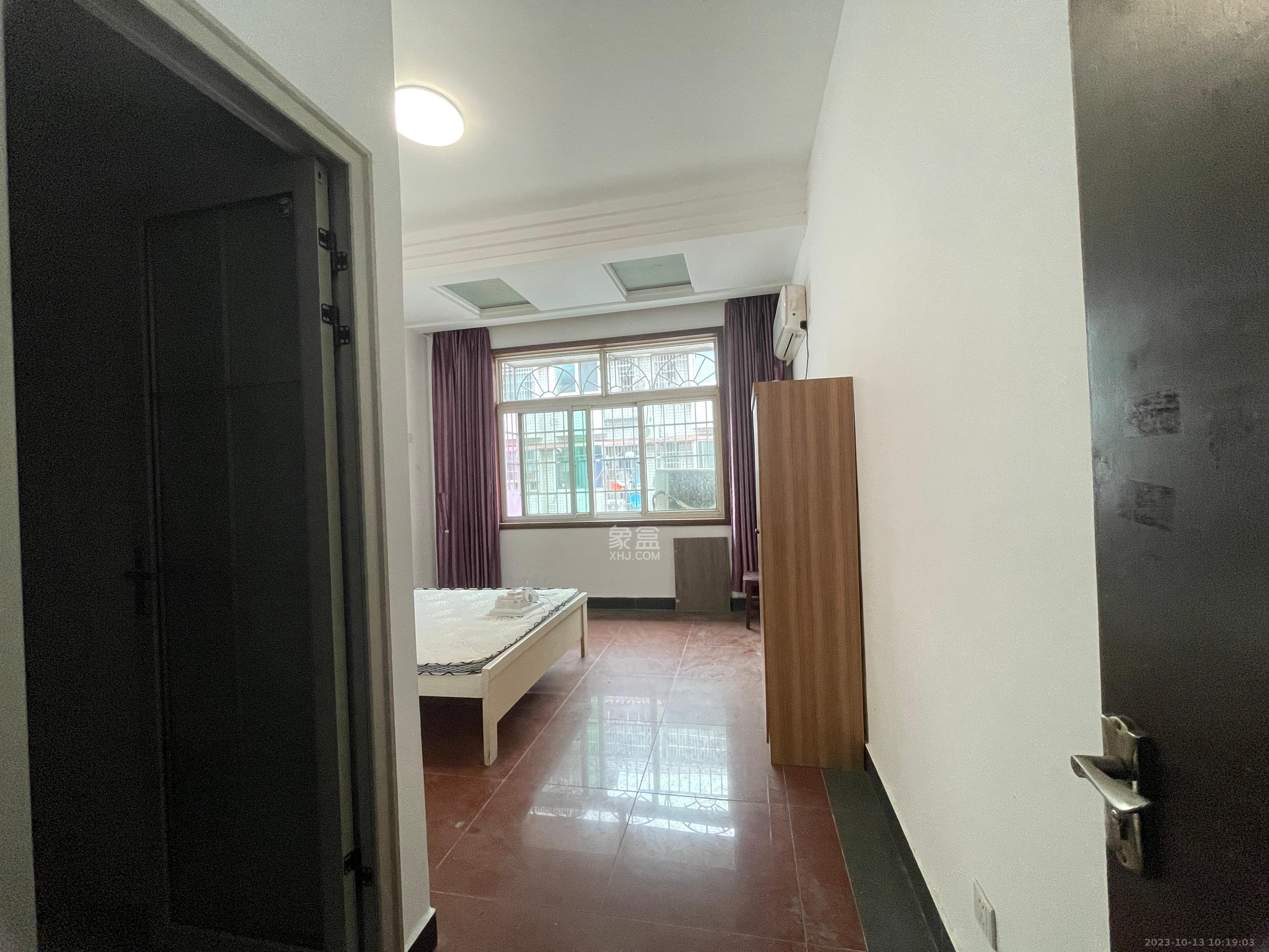 众鑫建材市场（长沙县星沙镇皮具市场）  1室1厅1卫   600.00元/月室内图