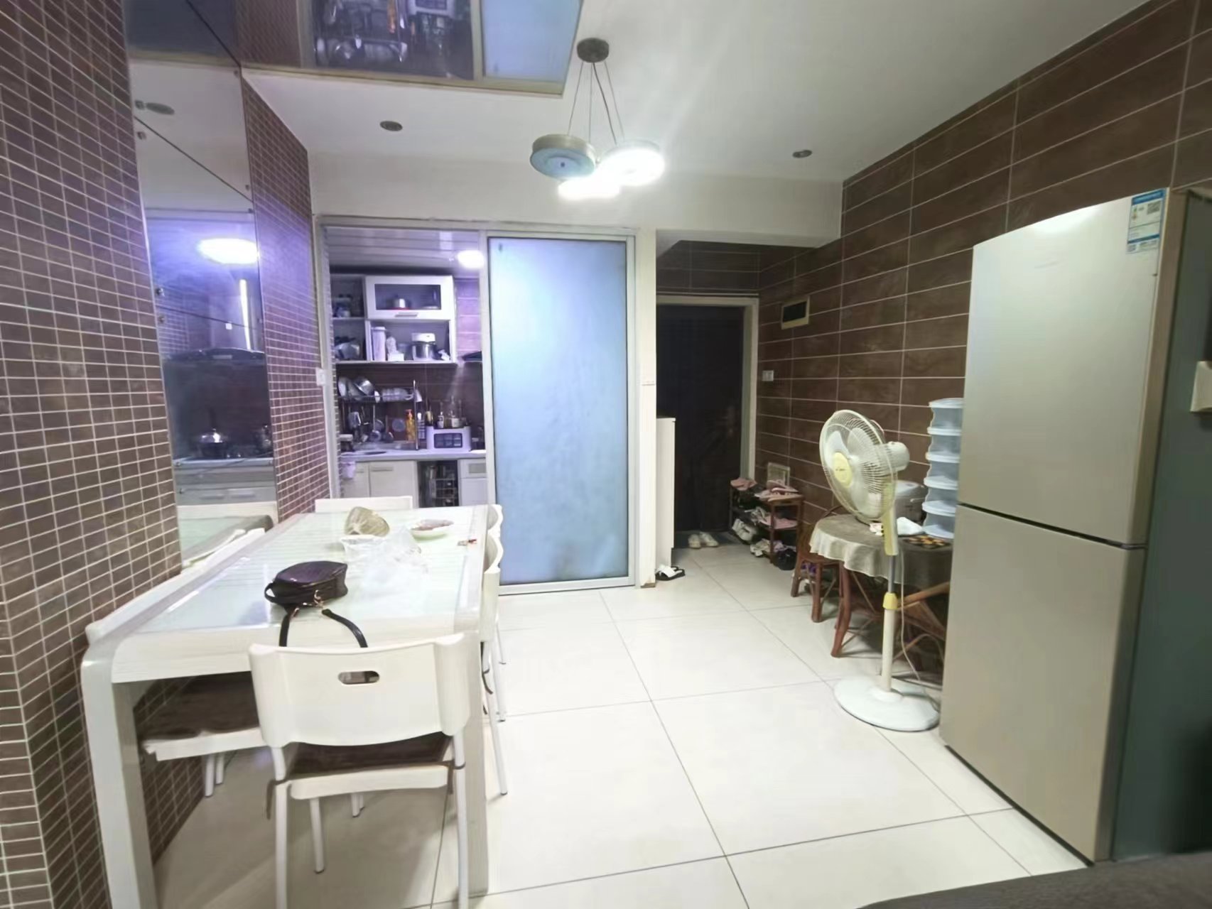 城市风景  2室2厅1卫    38.8万 城市风景  2室2厅1卫    38.8万室内图