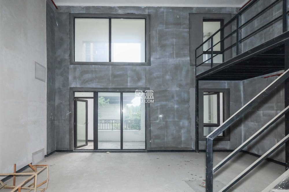 建发央著  4室2厅2卫   288.00万