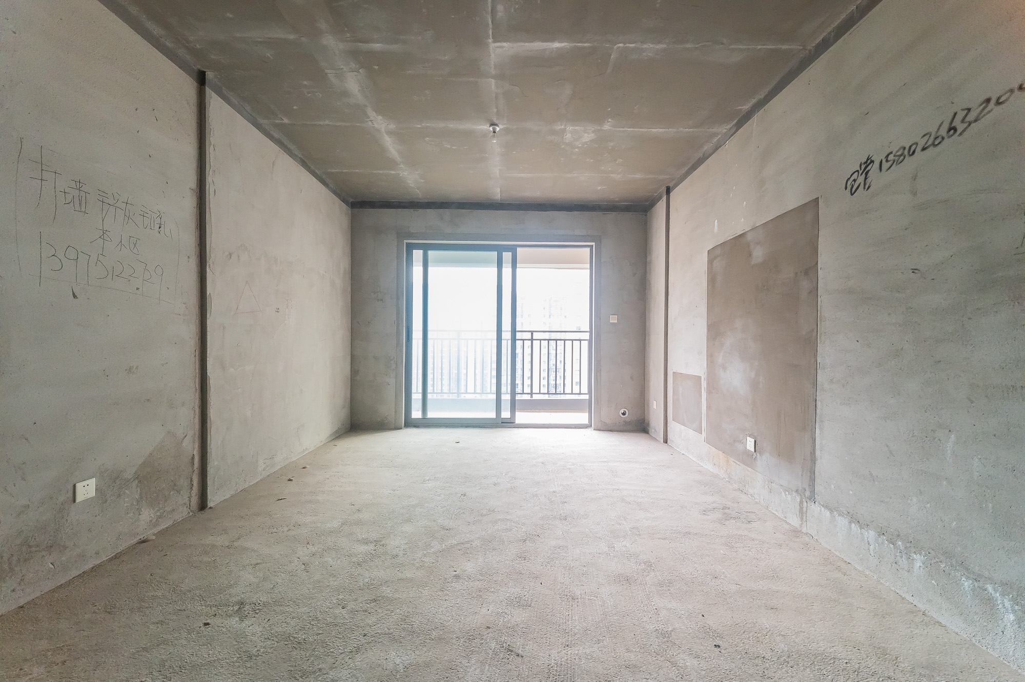 中建悦和城  3室2厅2卫    109.0万 中建悦和城  3室2厅2卫    109.0万客厅