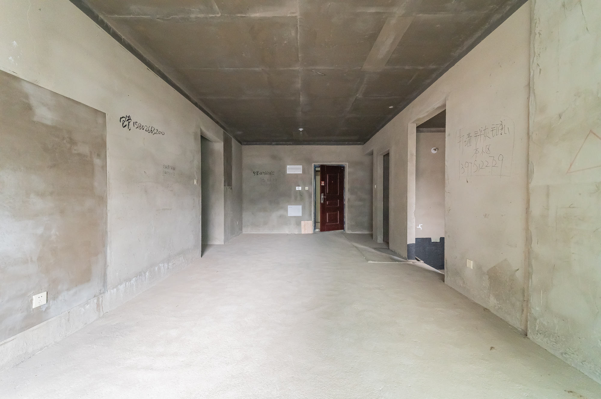 中建悦和城  3室2厅2卫    109.0万 中建悦和城  3室2厅2卫    109.0万客厅