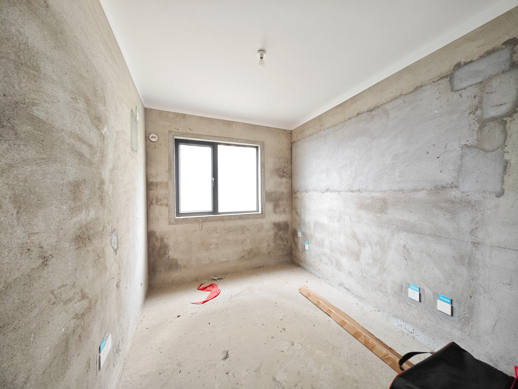 保利城(中航城国际社区、郡原美村) 4室2厅2卫 66.8万 保利城(中航城国际社区、郡原美村) 4室2厅2卫 66.8万卧室