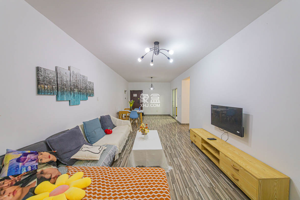 鑫远悦城(鑫远悦时代) 3室2厅1卫 95.0万 鑫远悦城(鑫远悦时代) 3室2厅1卫 95.0万客厅