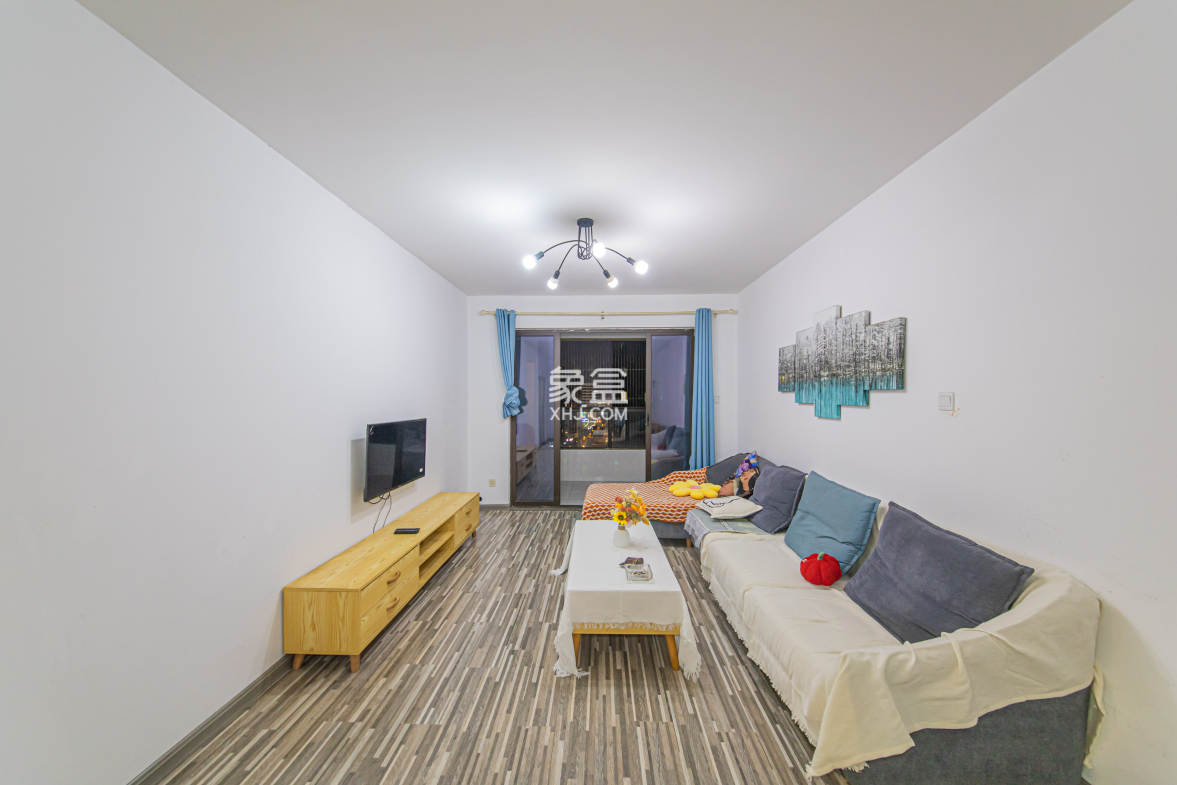 鑫远悦城(鑫远悦时代) 3室2厅1卫 95.0万 鑫远悦城(鑫远悦时代) 3室2厅1卫 95.0万客厅