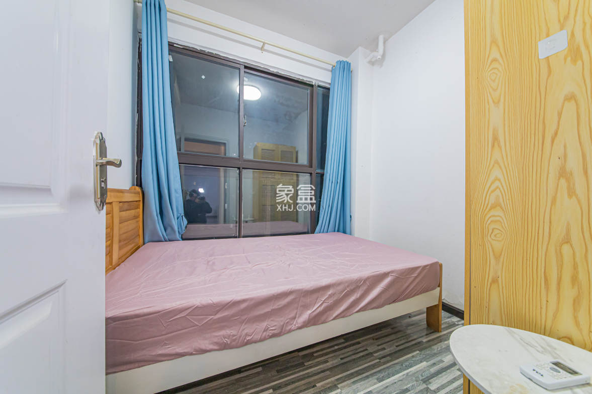 鑫远悦城(鑫远悦时代) 3室2厅1卫 95.0万 鑫远悦城(鑫远悦时代) 3室2厅1卫 95.0万卧室