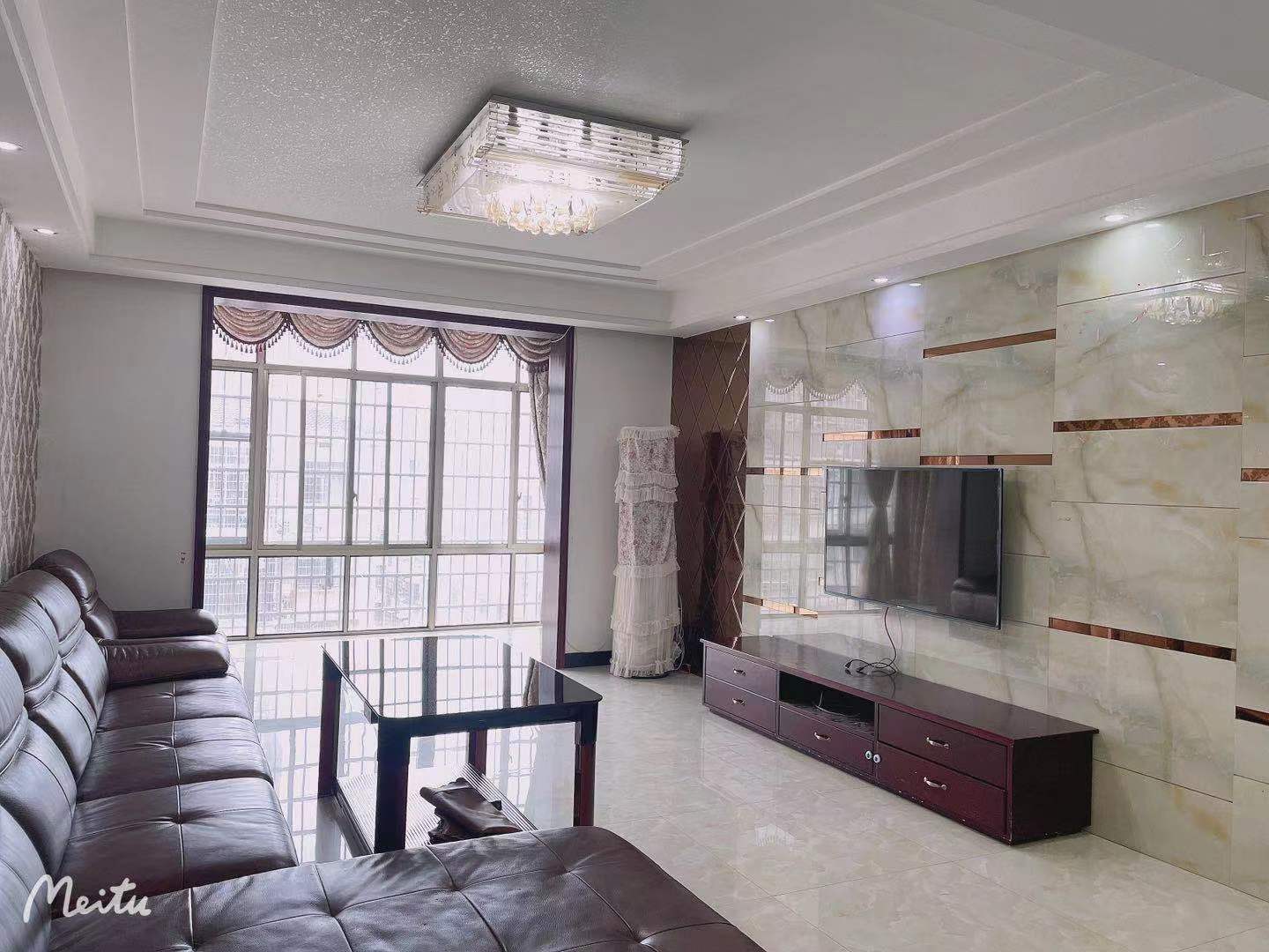 新星家园  3室2厅11卫    1200.0元/月室内图