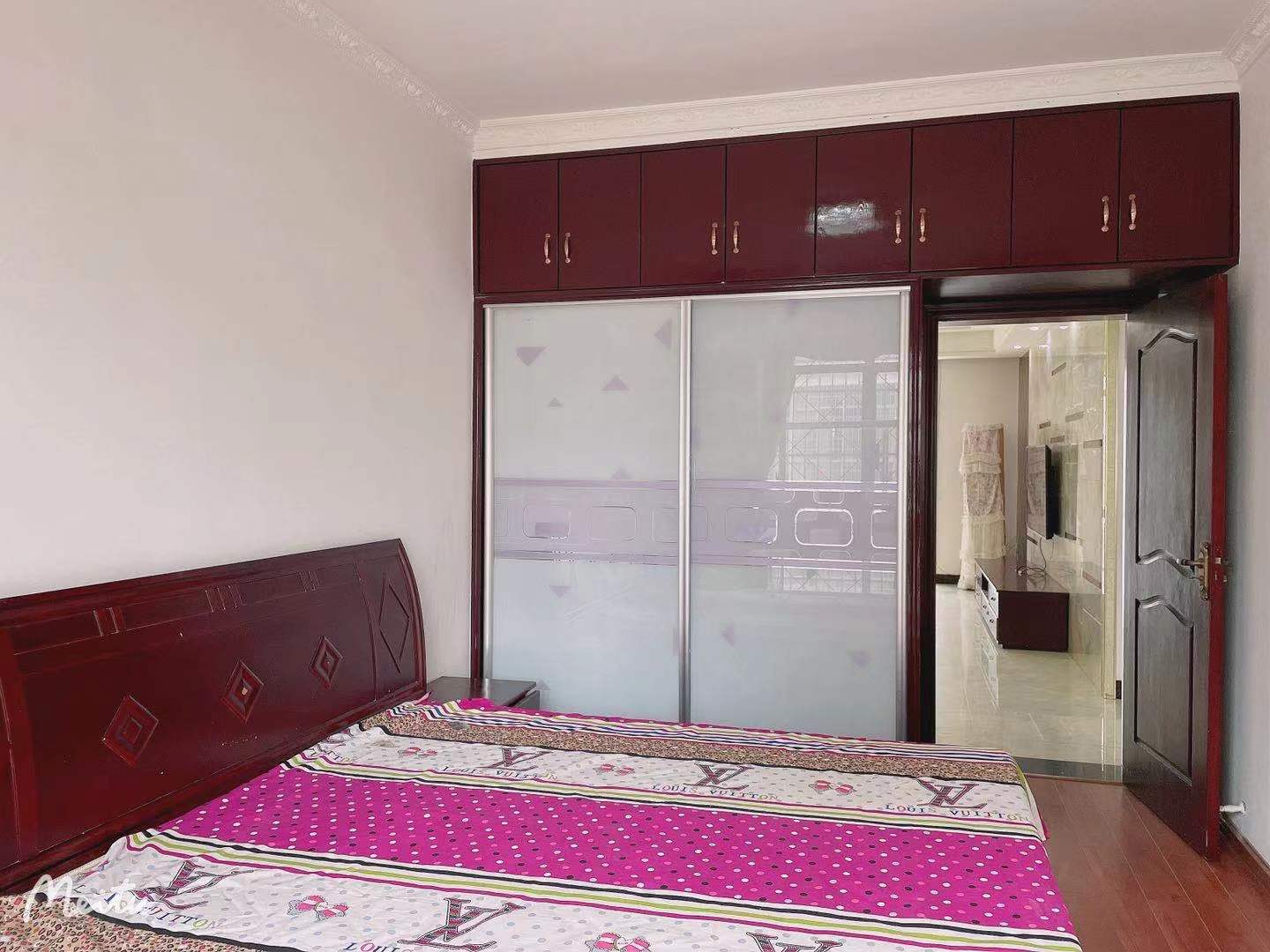 新星家园  3室2厅11卫    1200.0元/月室内图