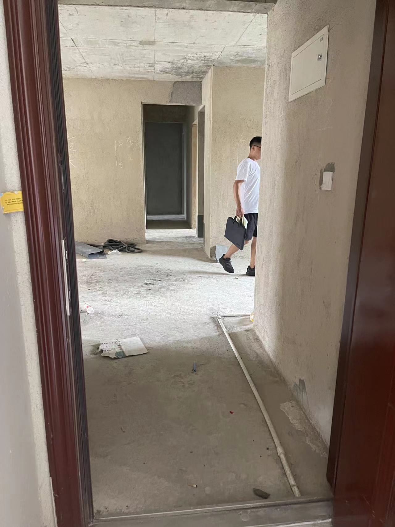 碧桂园正央时代  4室2厅2卫   80.00万室内图