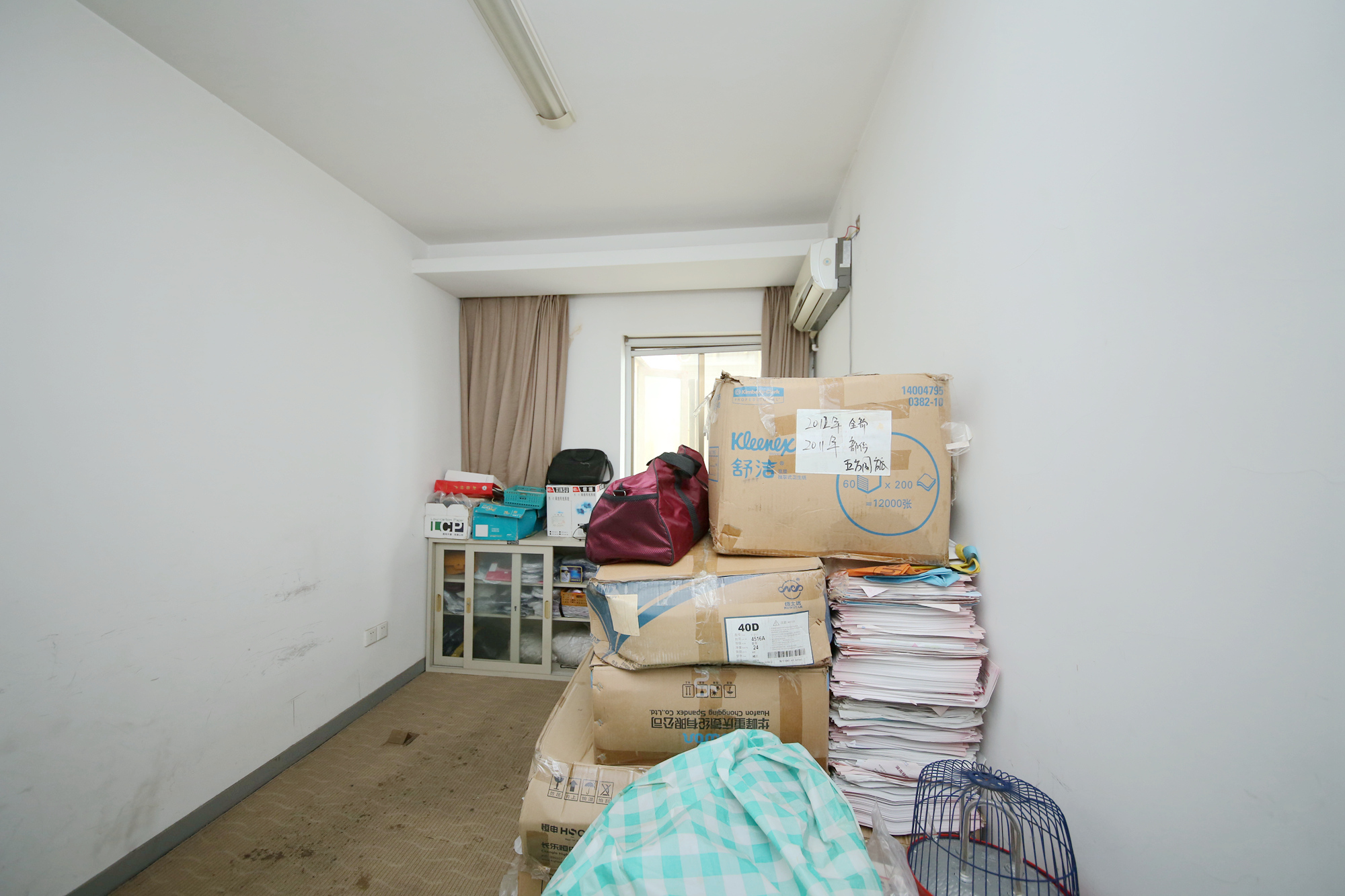 欧陆经典  3室2厅1卫   180.00万客厅
