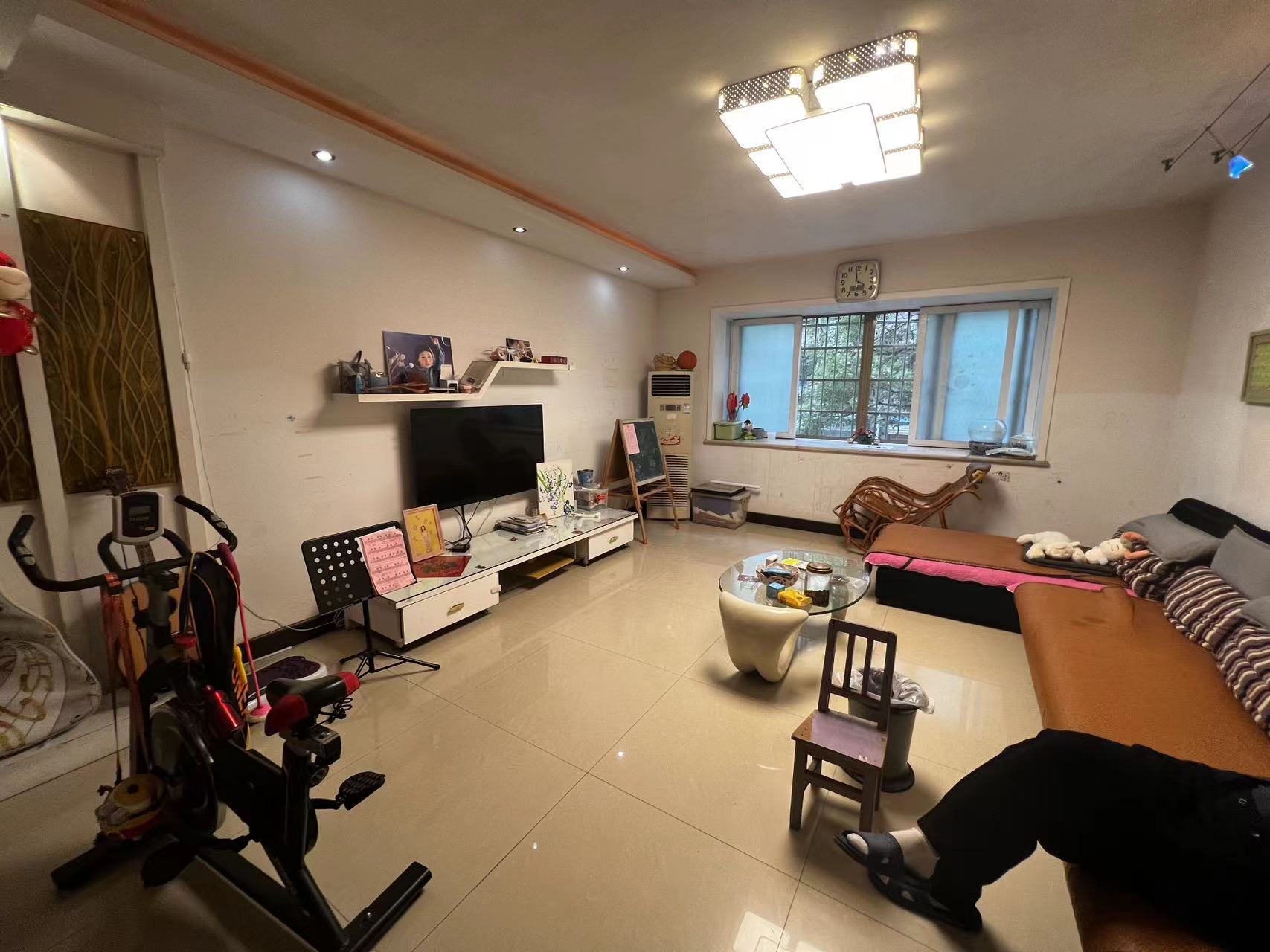 武警新村 4室2厅1卫 70.00万 武警新村 4室2厅1卫 70.00万室内图