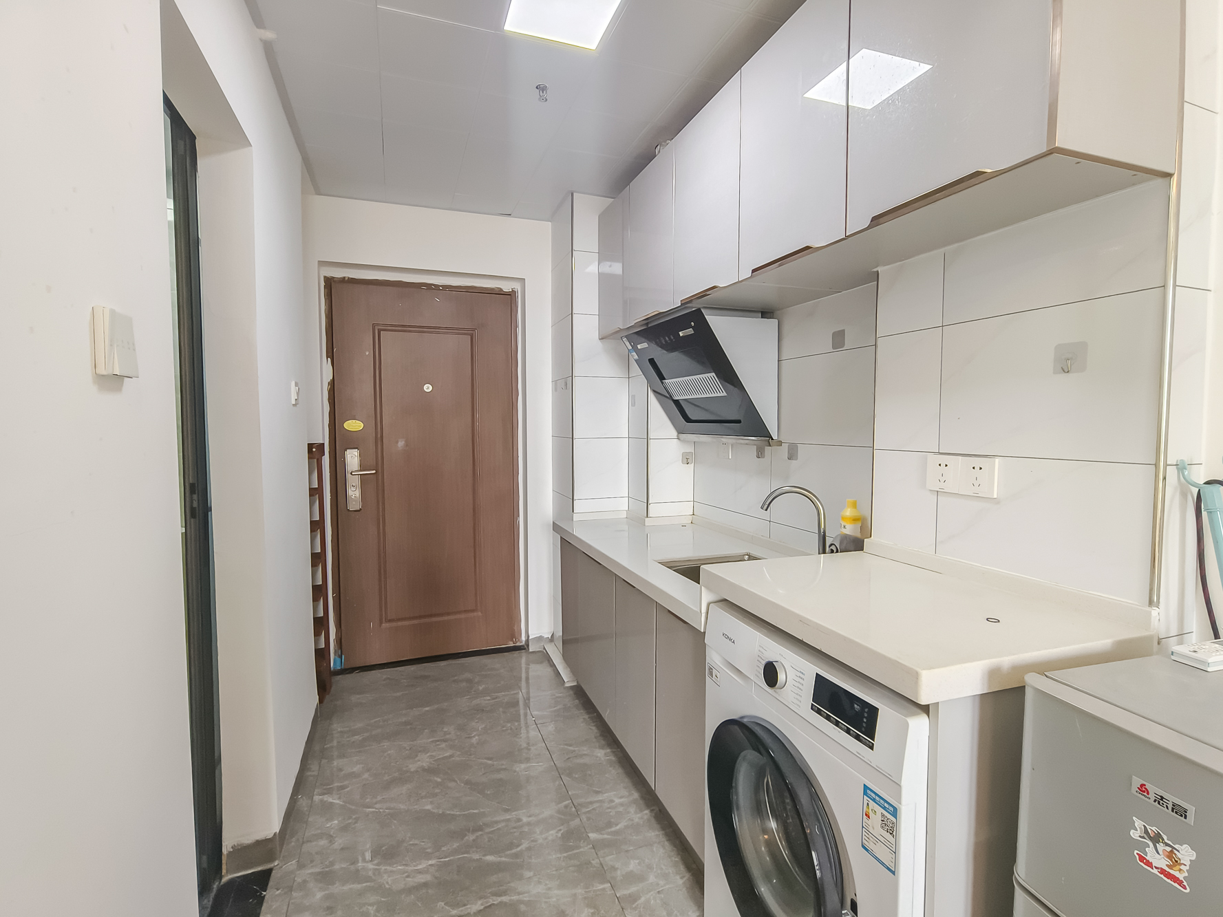 保利香槟国际 1室1厅1卫 20.0万 保利香槟国际 1室1厅1卫 20.0万厨房