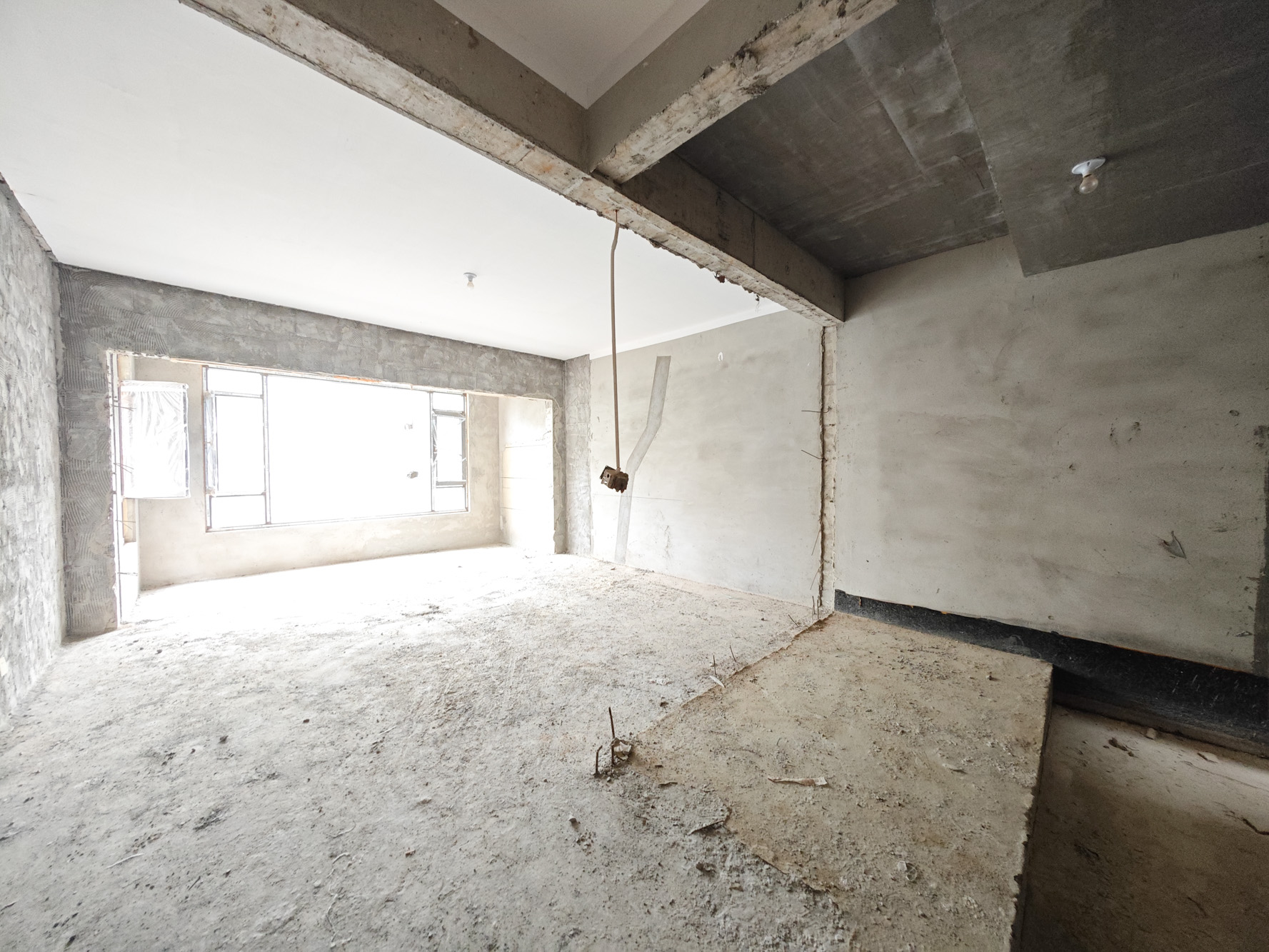 长房平和墅 5室2厅3卫 518.0万 长房平和墅 5室2厅3卫 518.0万客厅