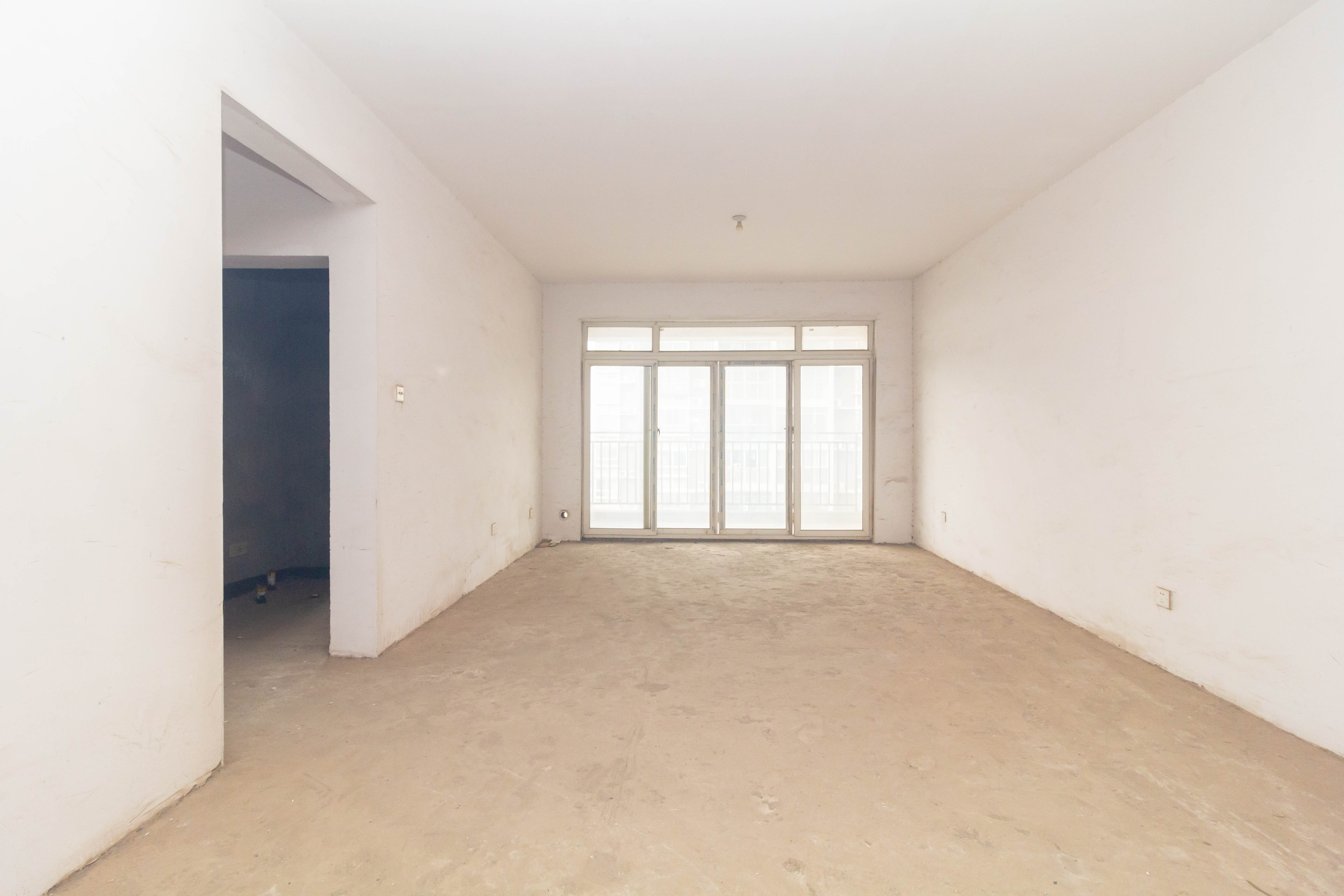 增辉凯旋帝景 3室2厅1卫 55.0万 增辉凯旋帝景 3室2厅1卫 55.0万客厅