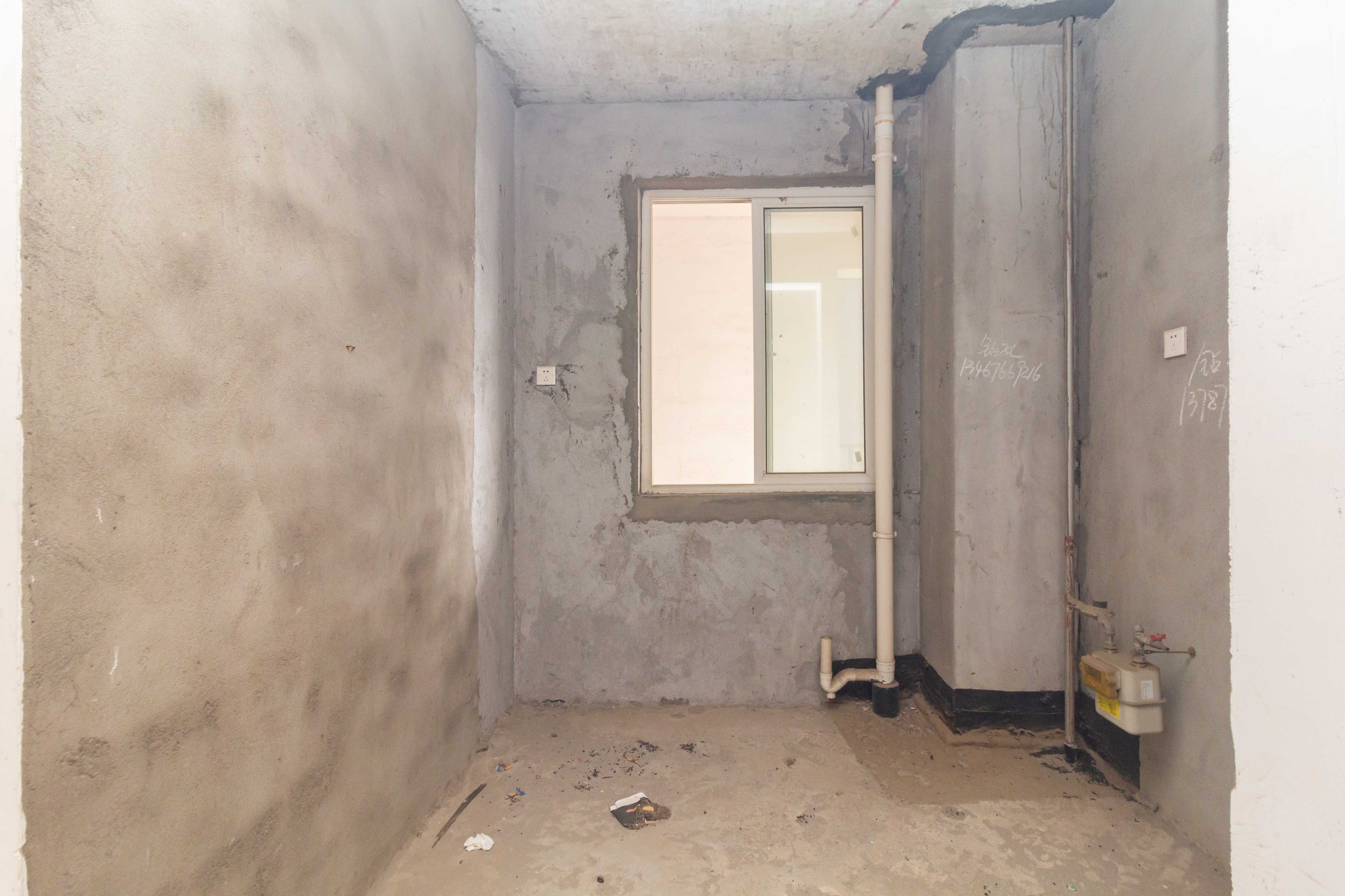 增辉凯旋帝景 3室2厅1卫 55.0万 增辉凯旋帝景 3室2厅1卫 55.0万厨房