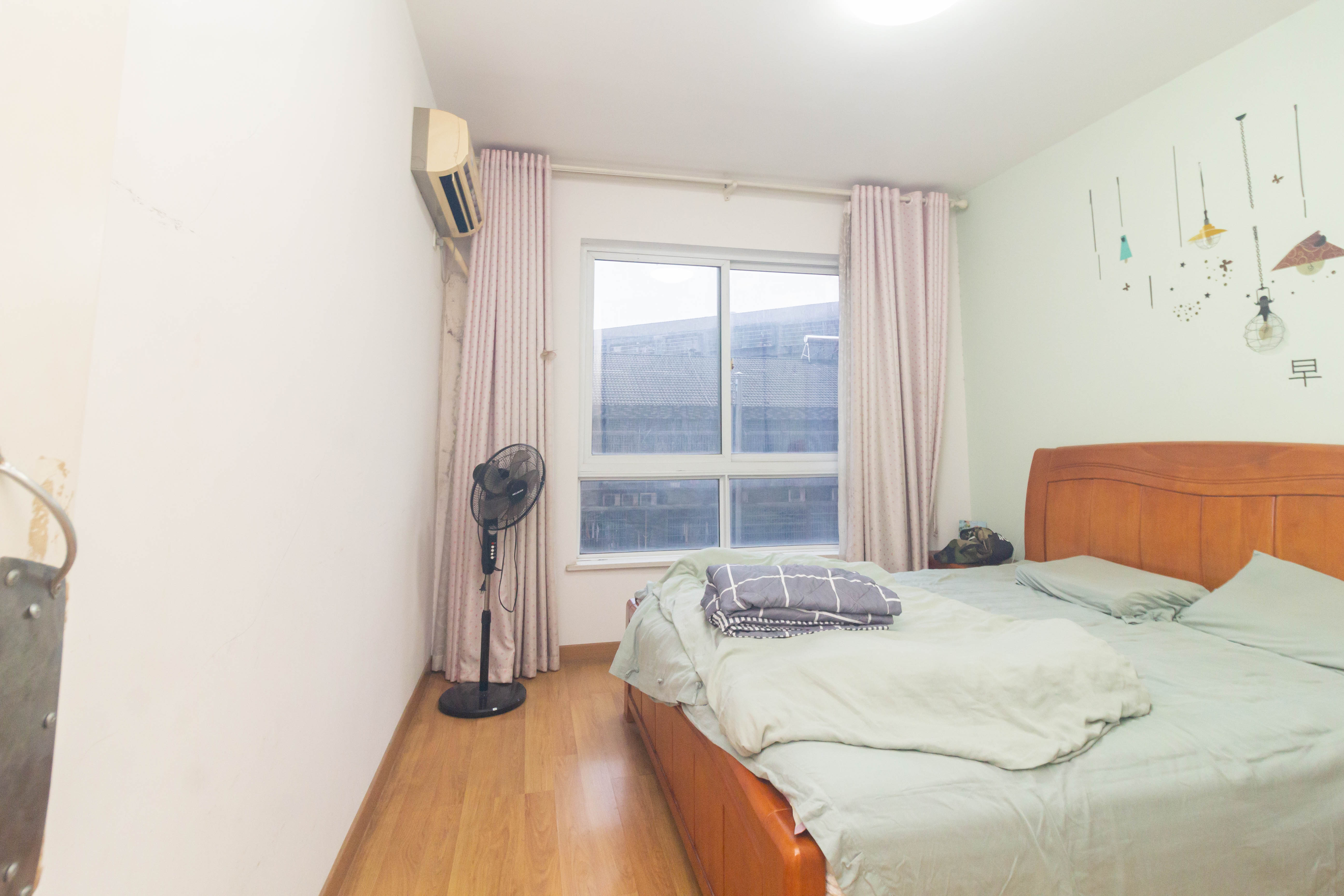 领东汇 2室2厅1卫 61.8万 领东汇 2室2厅1卫 61.8万卧室