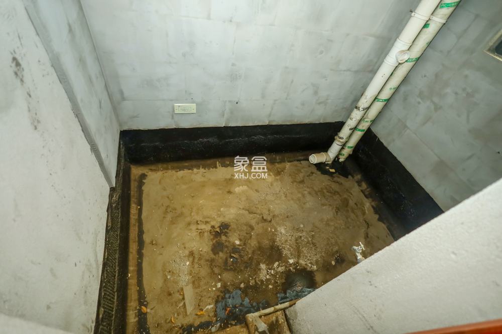 松雅湖壹號  4室2廳2衛(wèi)   100.00萬