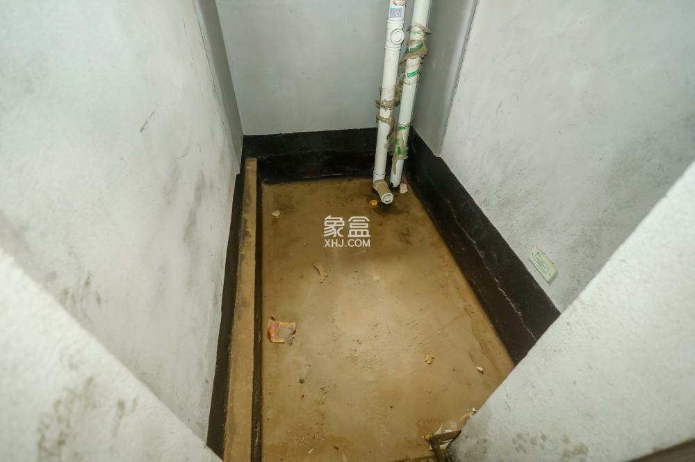 松雅湖壹號  4室2廳2衛(wèi)   100.00萬