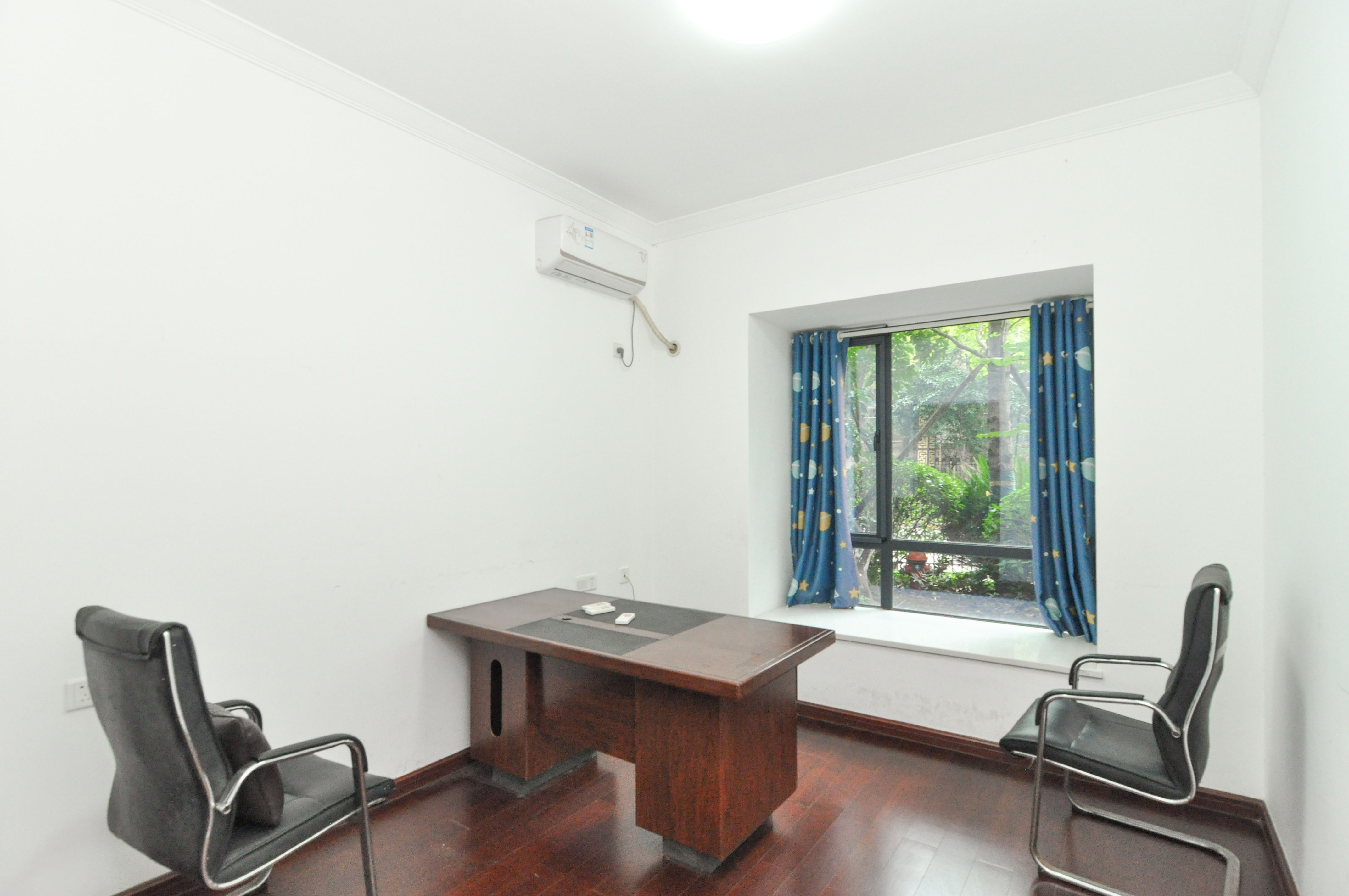 中海梅溪湖壹号 3室2厅2卫 130.0万 中海梅溪湖壹号 3室2厅2卫 130.0万其他