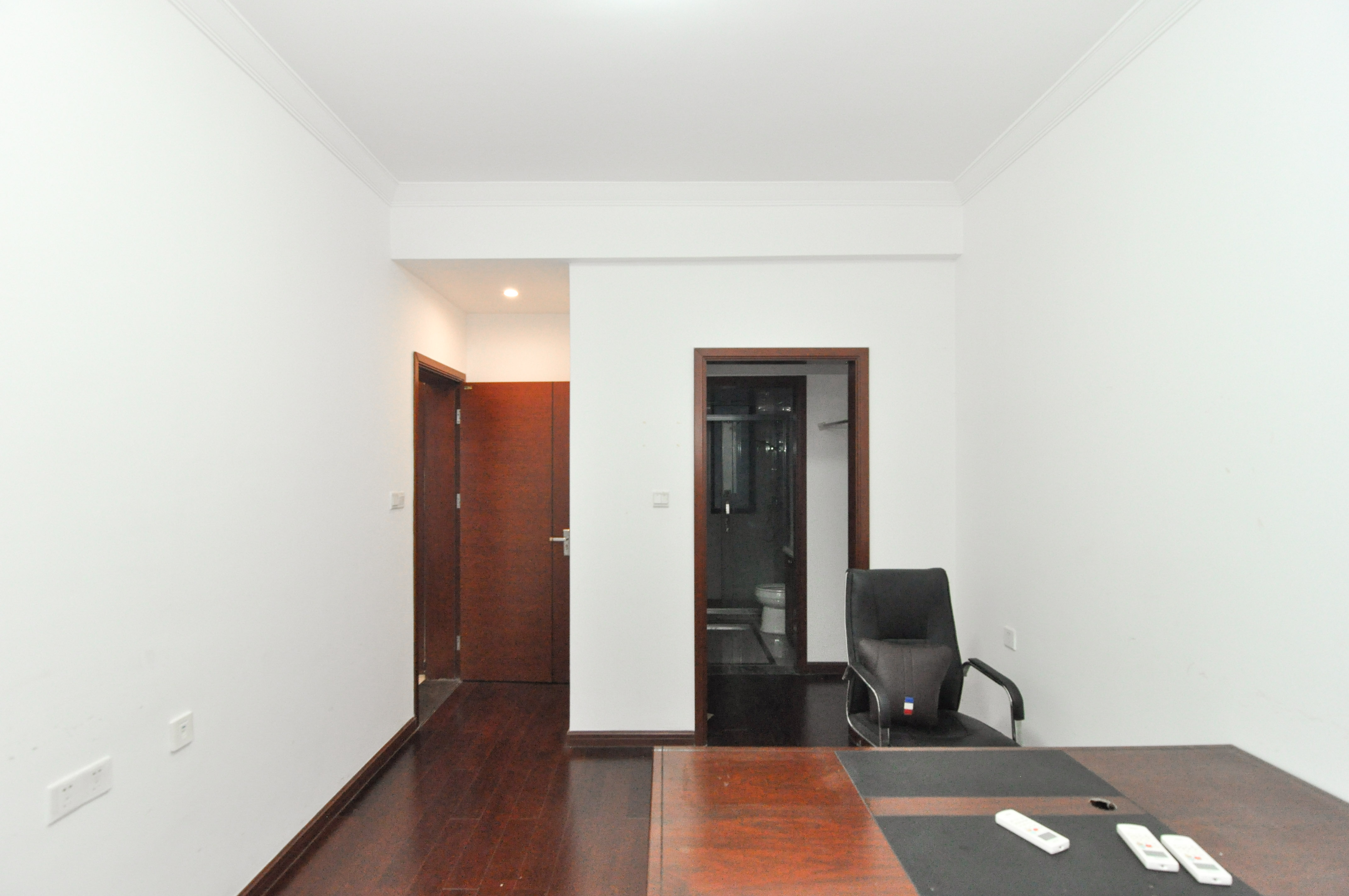 中海梅溪湖壹号 3室2厅2卫 130.0万 中海梅溪湖壹号 3室2厅2卫 130.0万其他