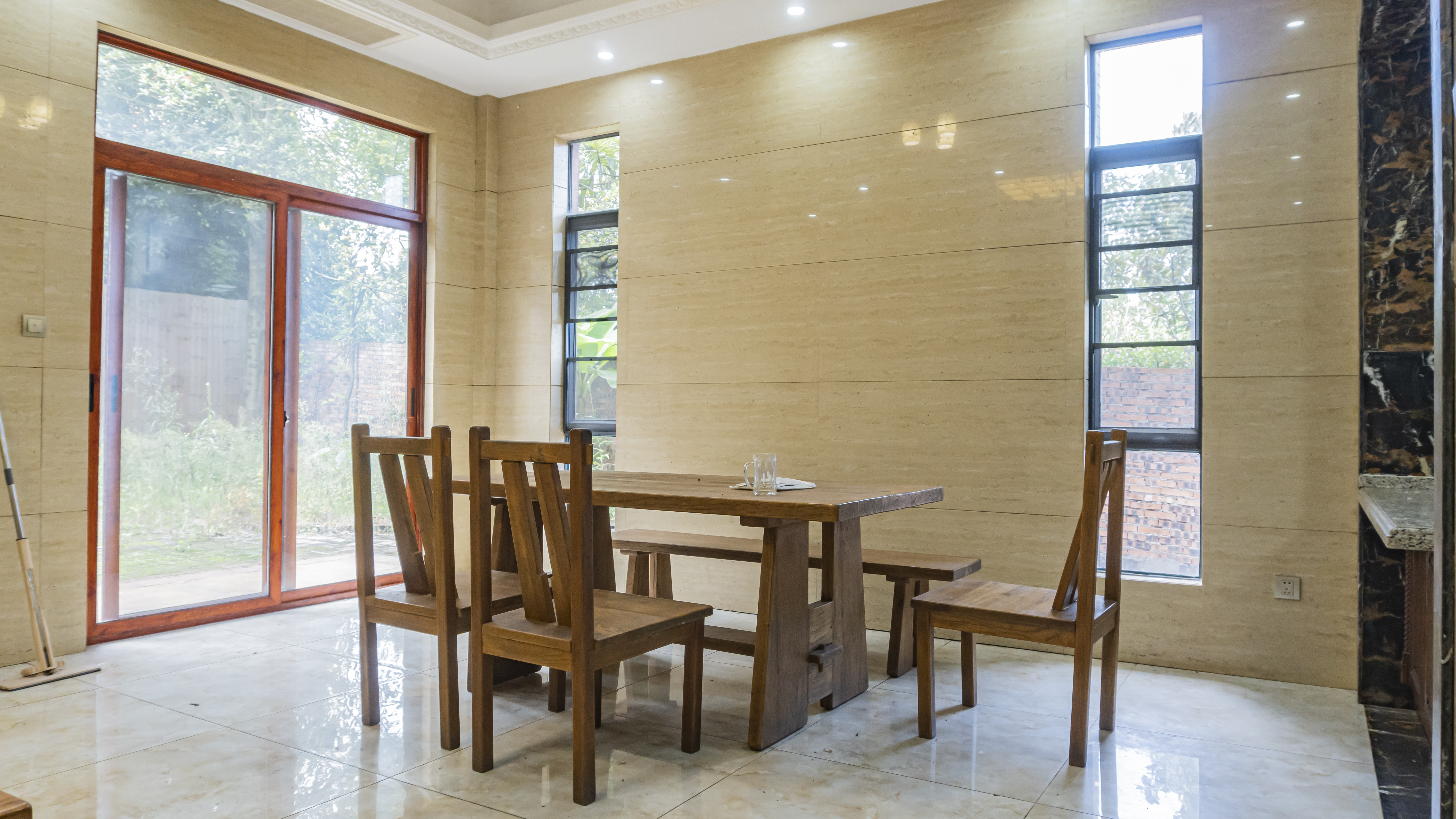 碧桂园 4室2厅2卫 320.0万 碧桂园 4室2厅2卫 320.0万室内图