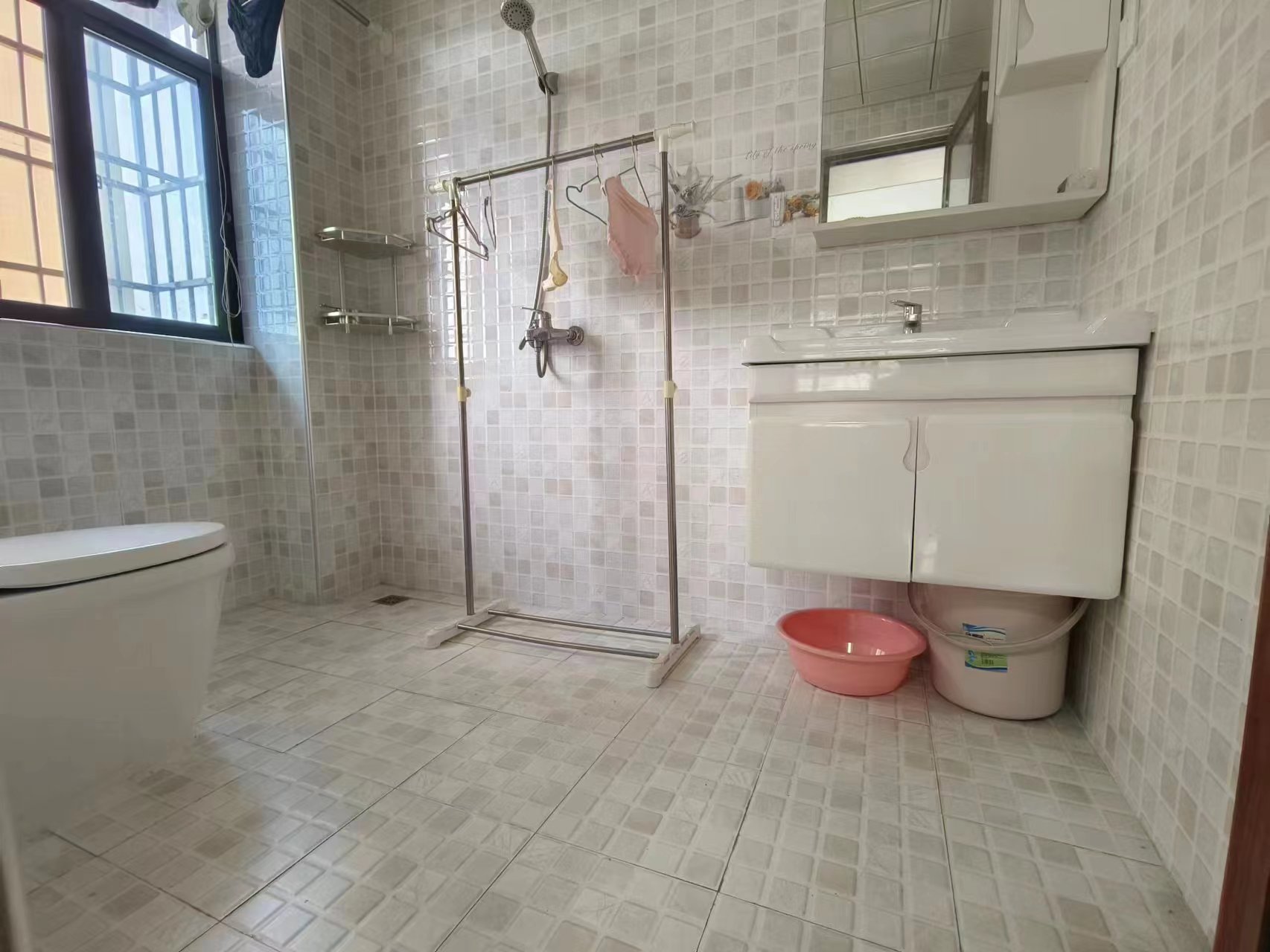 上善国际(翰林府) 3室2厅2卫 56.5万 上善国际(翰林府) 3室2厅2卫 56.5万室内图