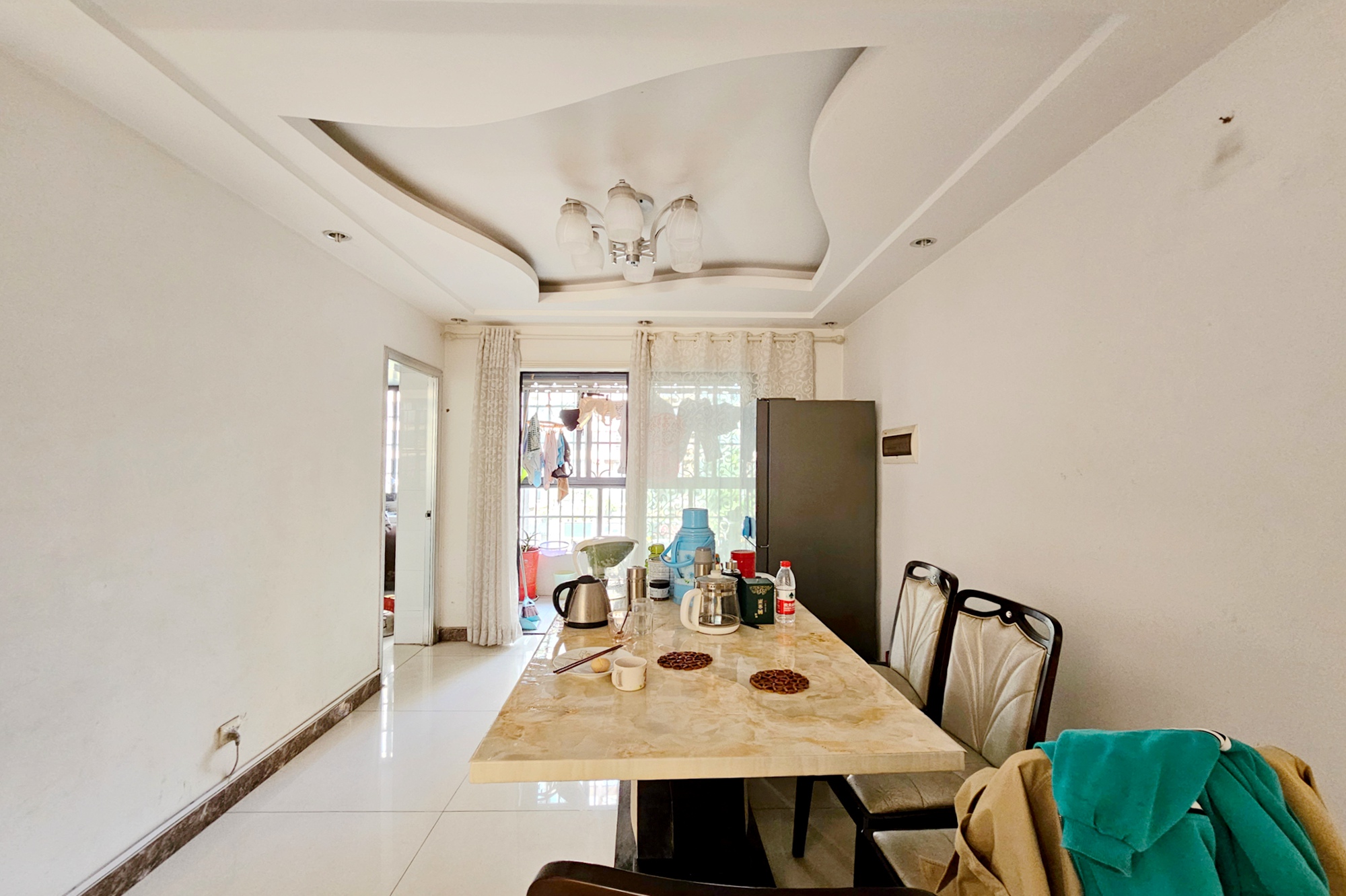 西子花苑  3室2厅2卫    108.0万 西子花苑  3室2厅2卫    108.0万客厅