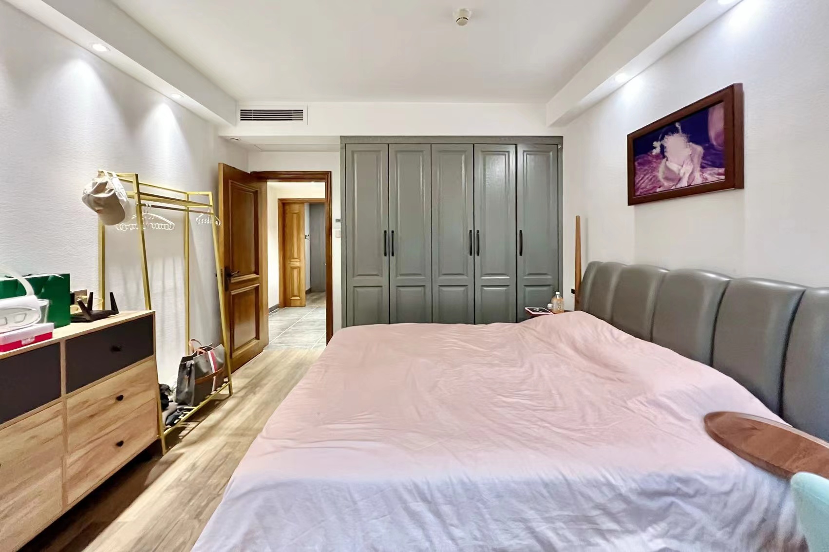 北辰三角洲E3区  4室2厅2卫    397.97万卧室