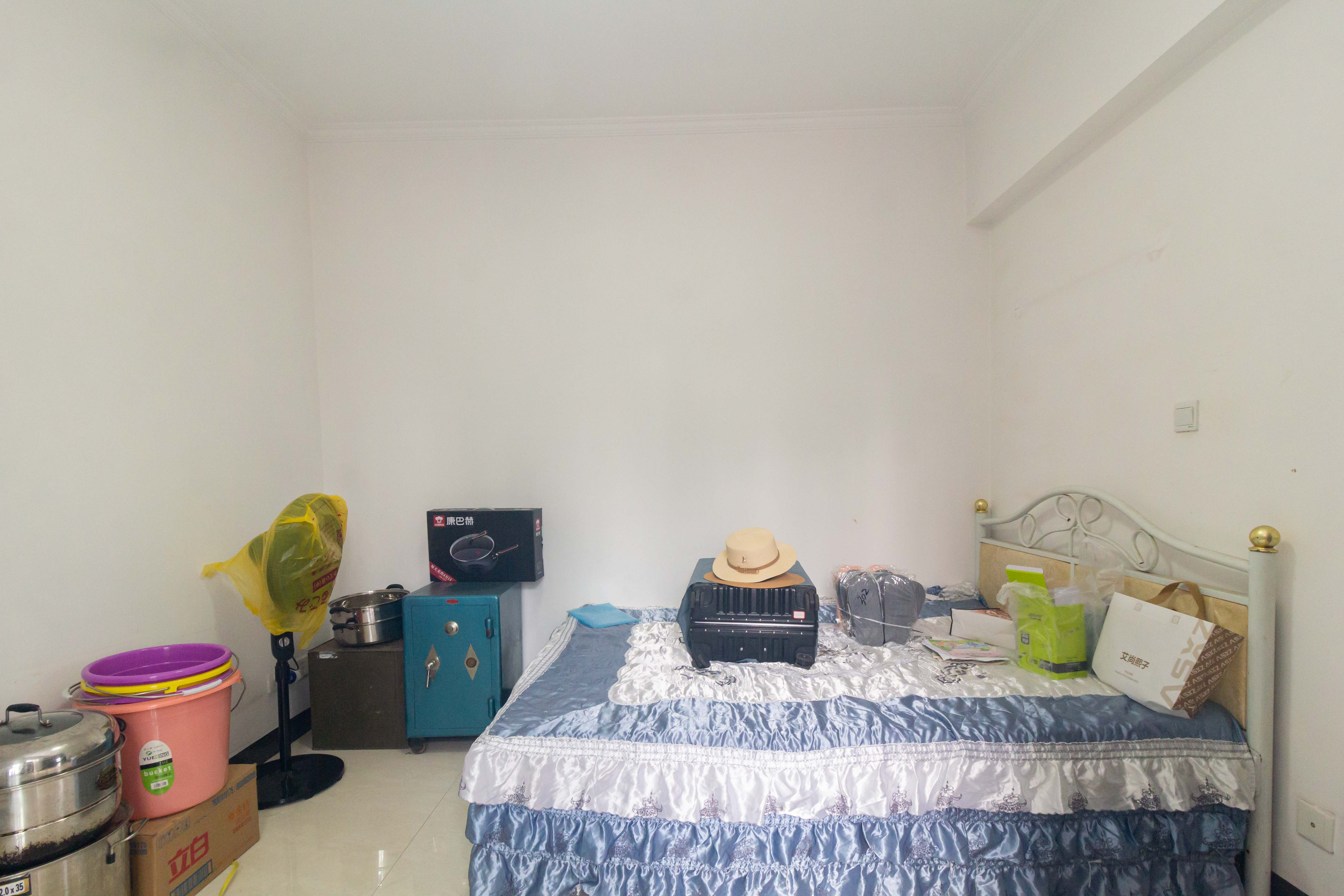 紫东苑(星沙) 3室2厅2卫 76.8万 紫东苑(星沙) 3室2厅2卫 76.8万卧室