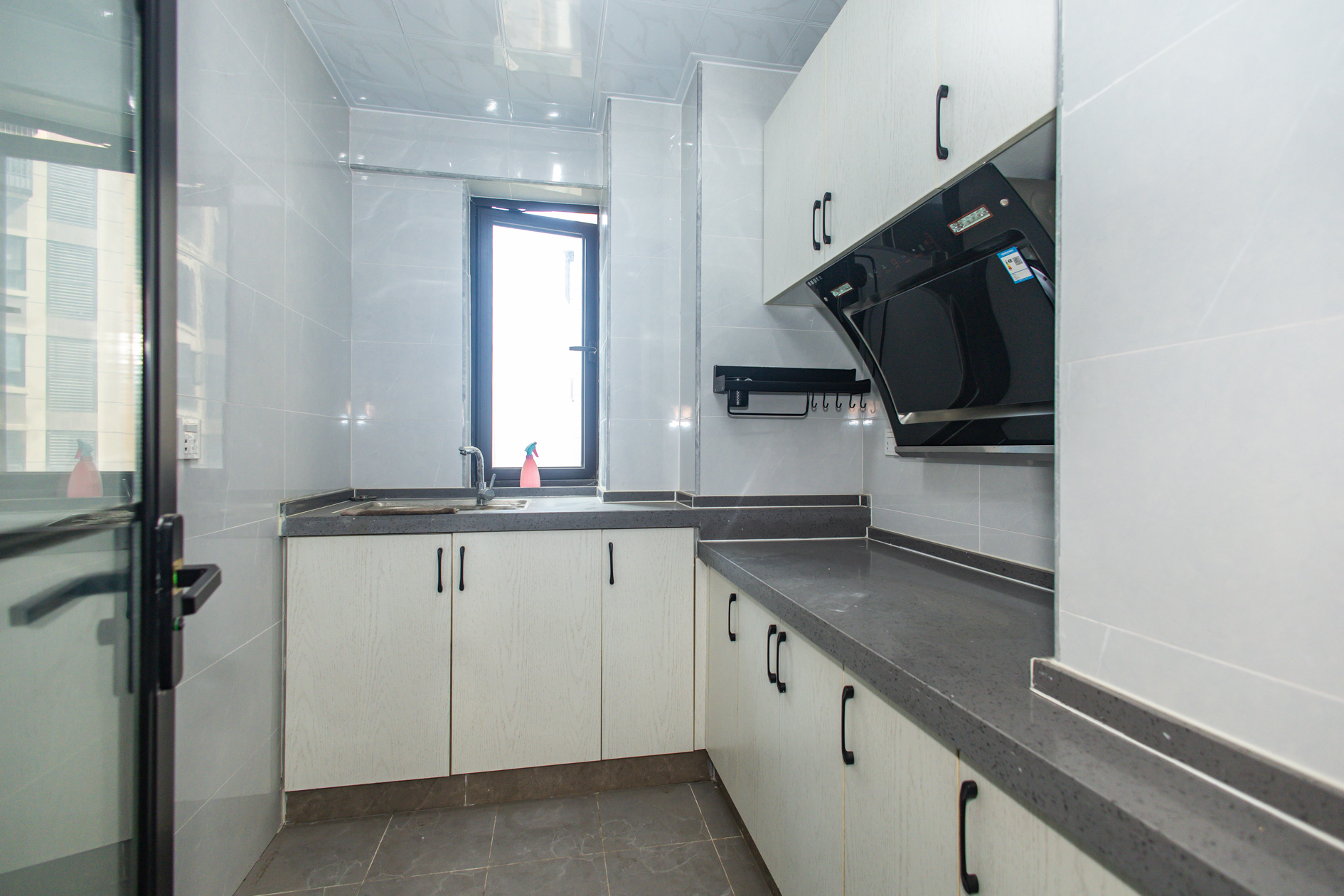 金科时代中心 2室1厅1卫 30.0万 金科时代中心 2室1厅1卫 30.0万厨房