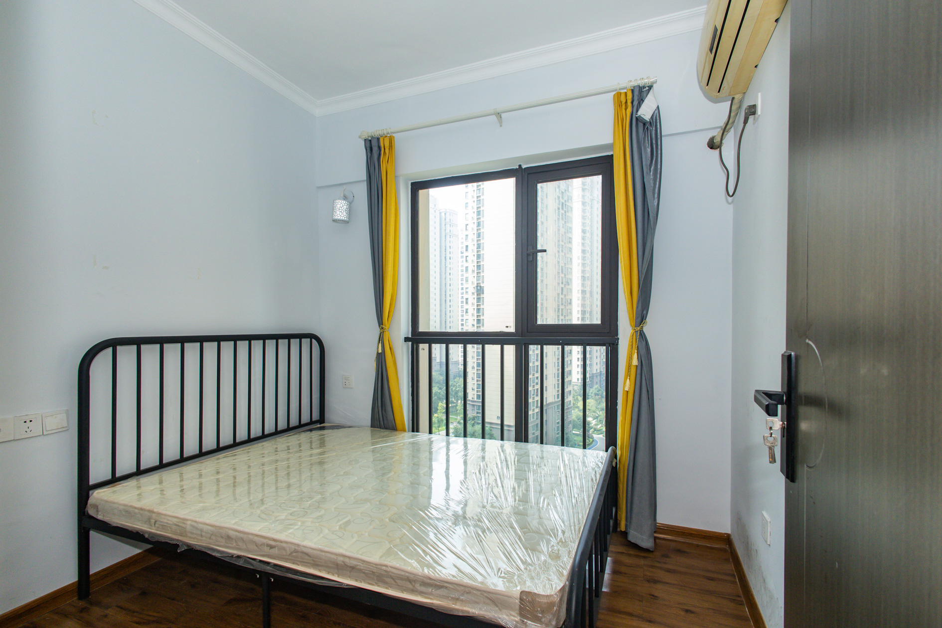 金科时代中心 2室1厅1卫 30.0万 金科时代中心 2室1厅1卫 30.0万卧室