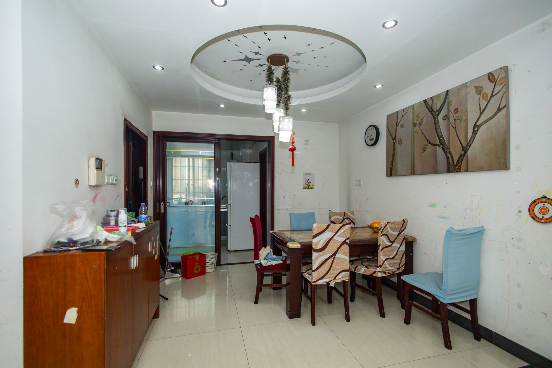 湘楚家园 3室2厅2卫 79.5万 湘楚家园 3室2厅2卫 79.5万客厅