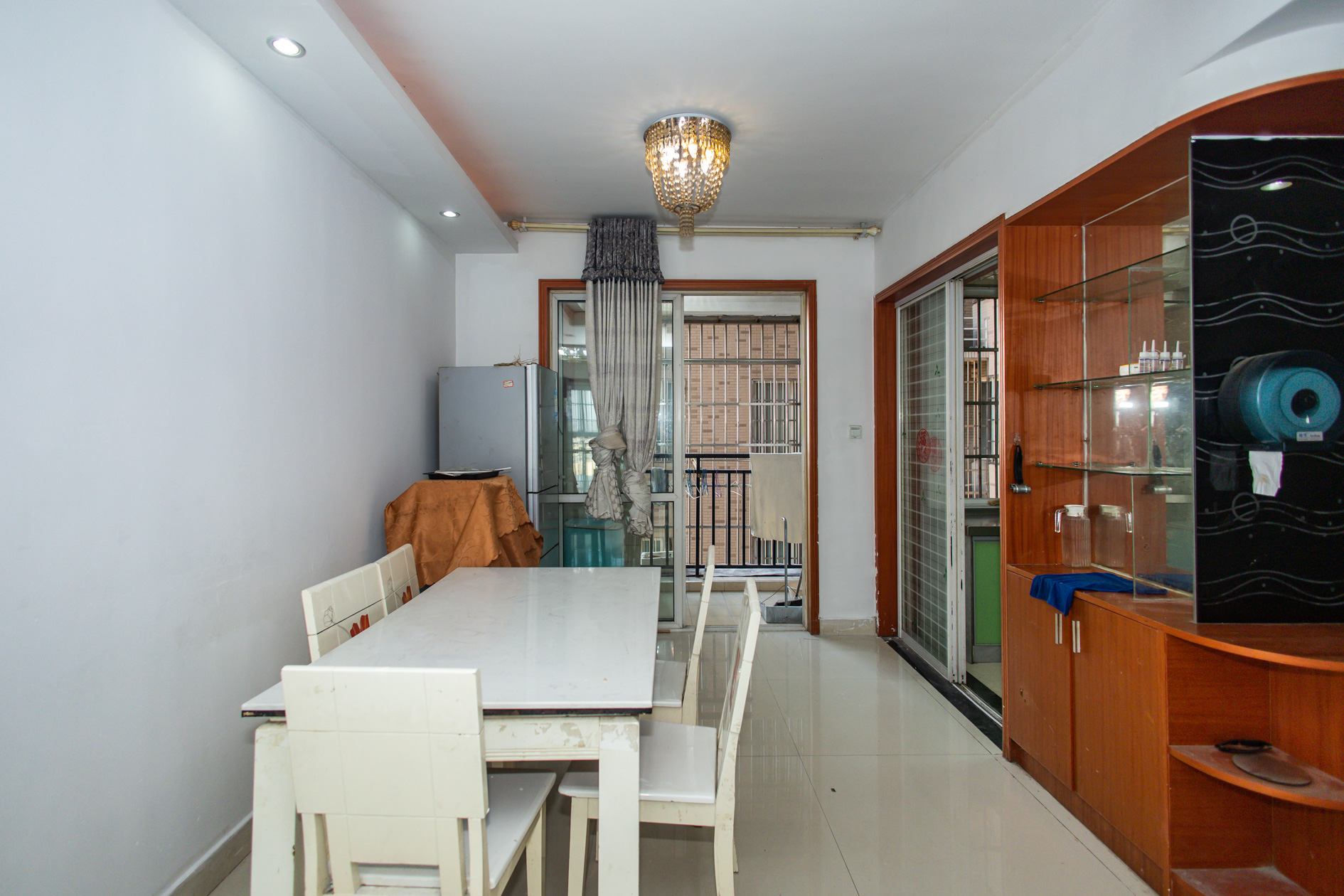 紫晶城 4室2厅2卫 69.8万 紫晶城 4室2厅2卫 69.8万客厅