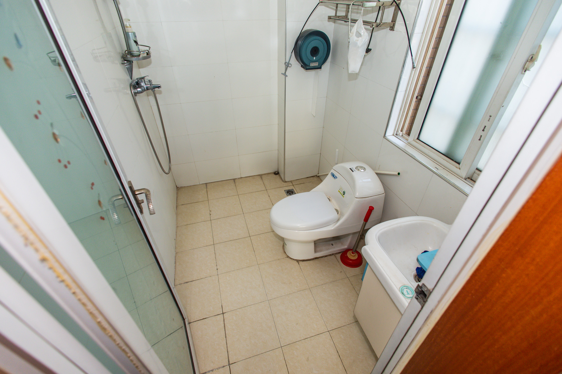 紫晶城 4室2厅2卫 69.8万 紫晶城 4室2厅2卫 69.8万卫生间