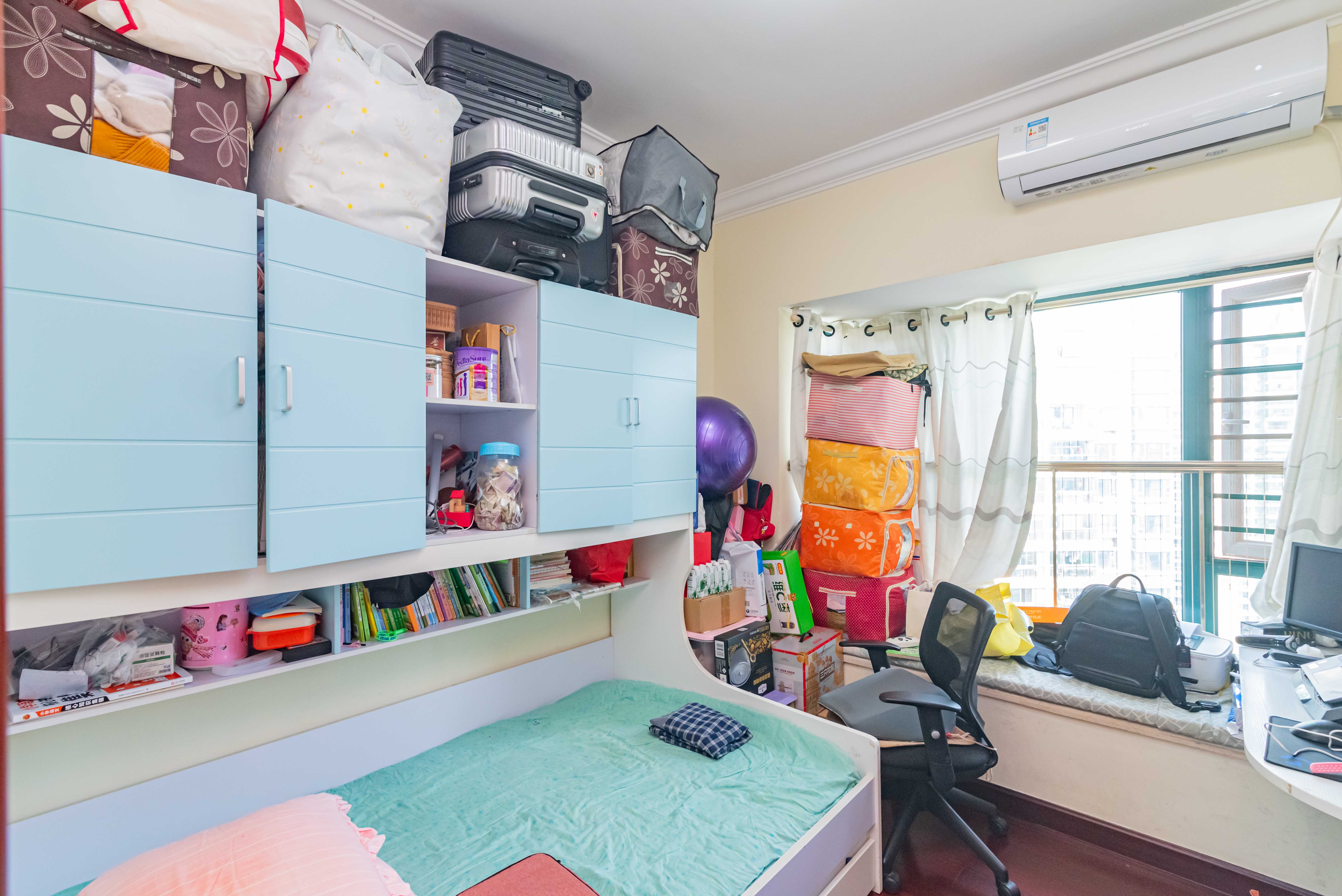 恒大雅苑  3室2厅1卫    102.0万卧室