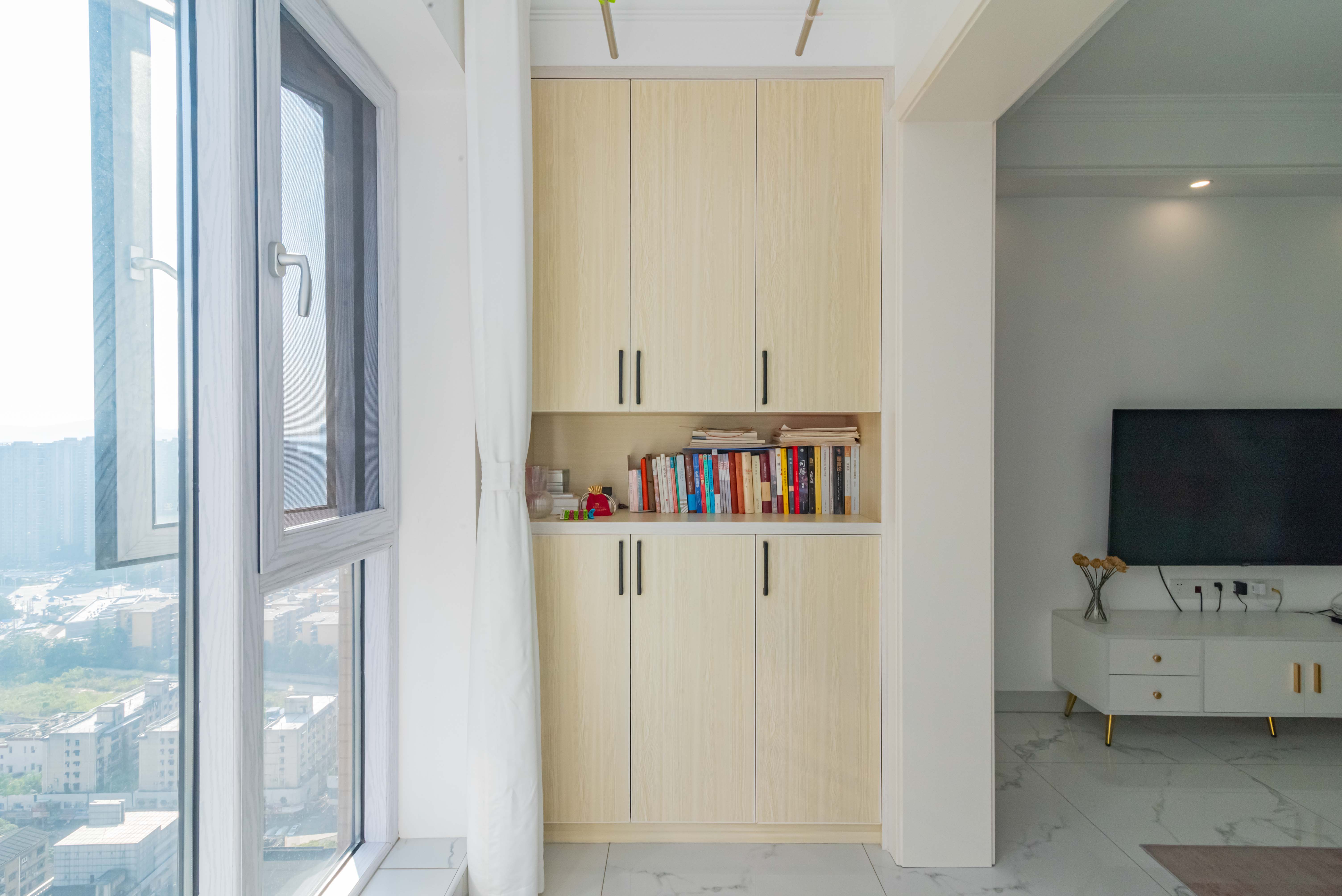 天健城  2室1厅1卫    110.0万 天健城  2室1厅1卫    110.0万阳台