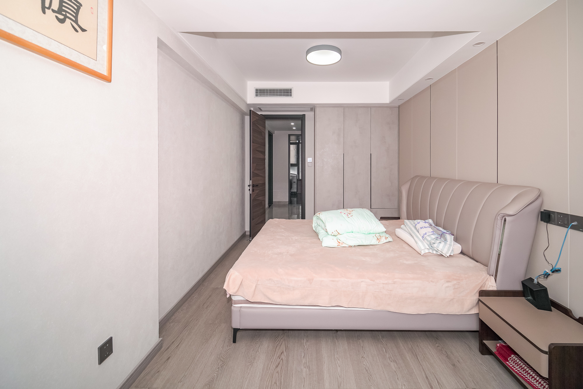 澳海望洲府 4室3厅3卫 448.0万 澳海望洲府 4室3厅3卫 448.0万卧室