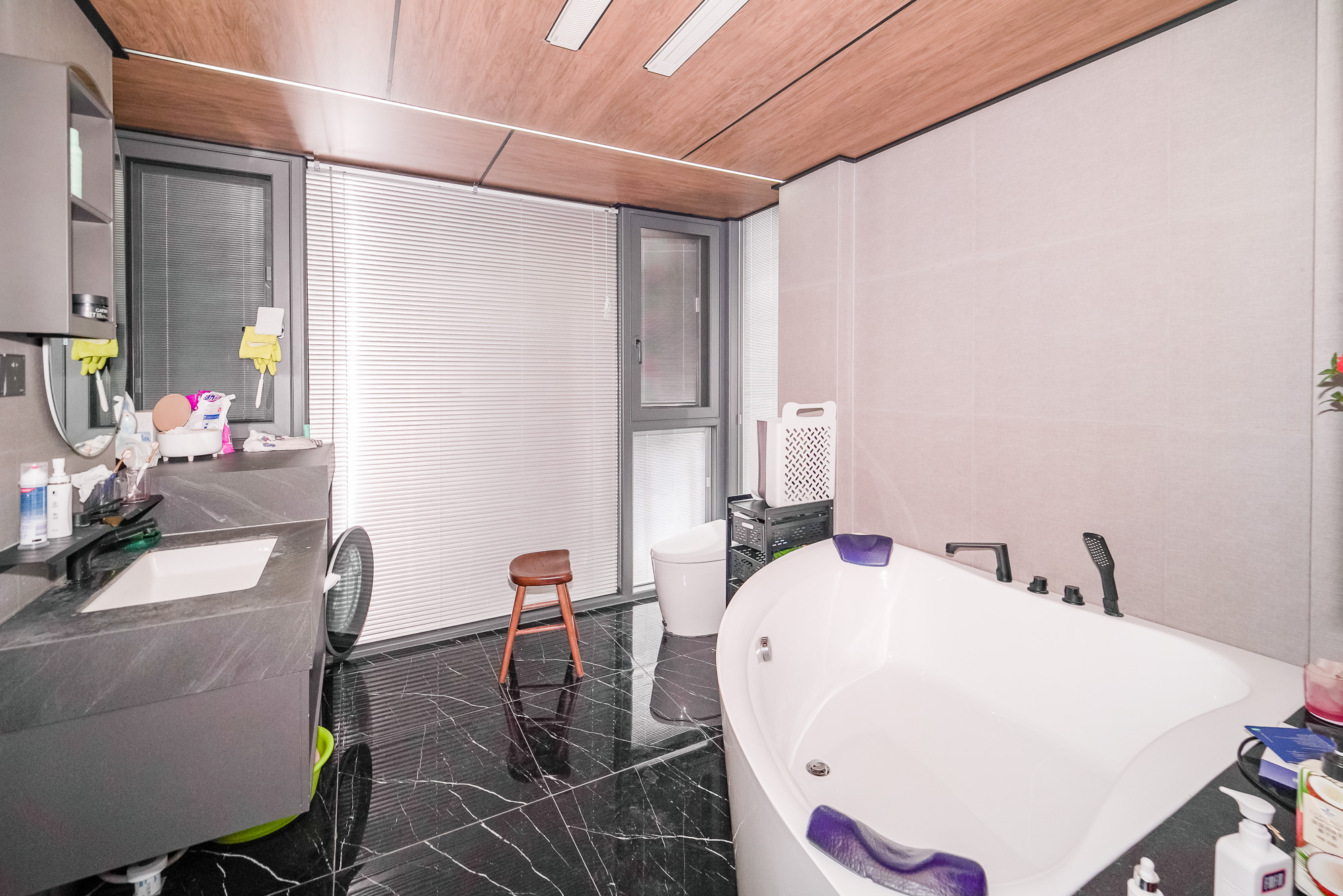 澳海望洲府 4室3厅3卫 448.0万 澳海望洲府 4室3厅3卫 448.0万卫生间