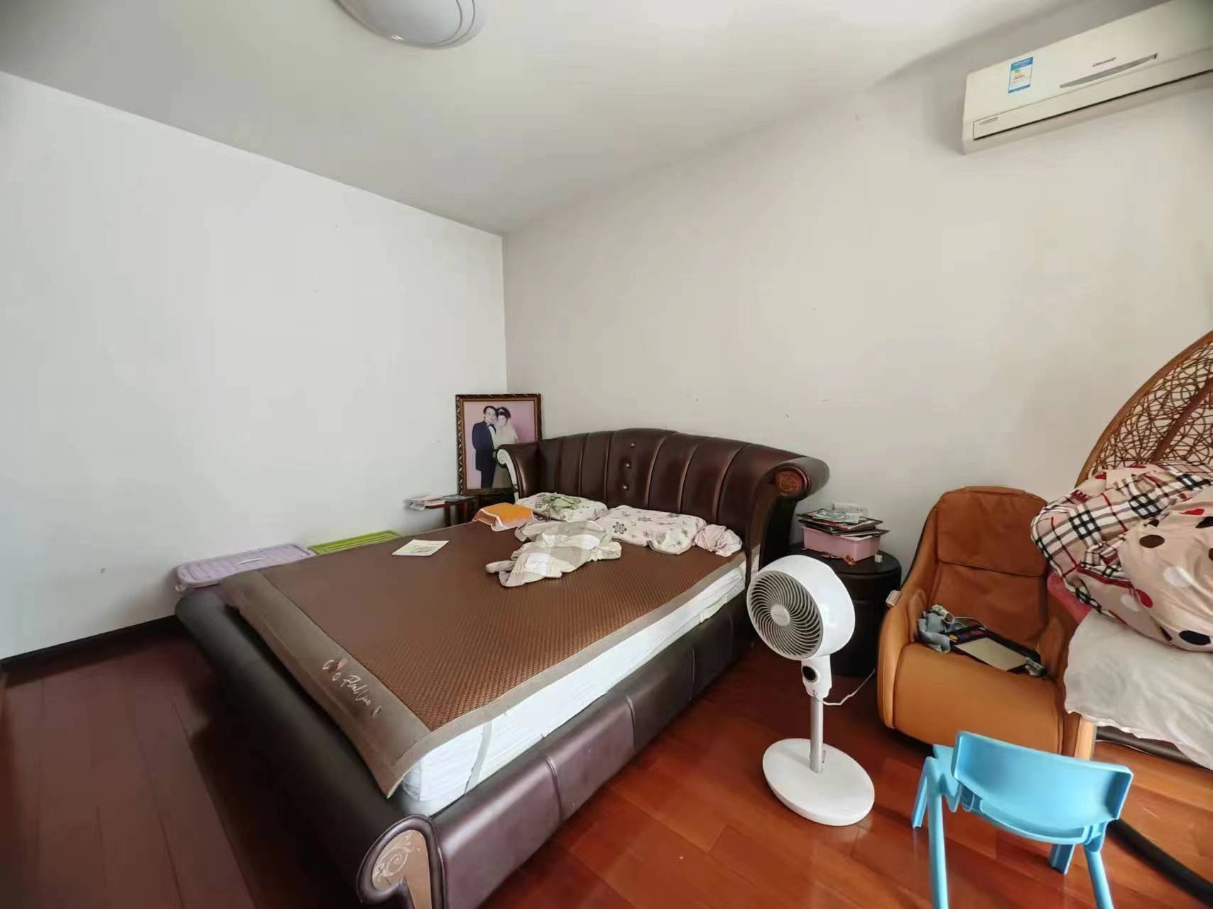 城市风景  3室2厅2卫    72.0万 城市风景  3室2厅2卫    72.0万室内图