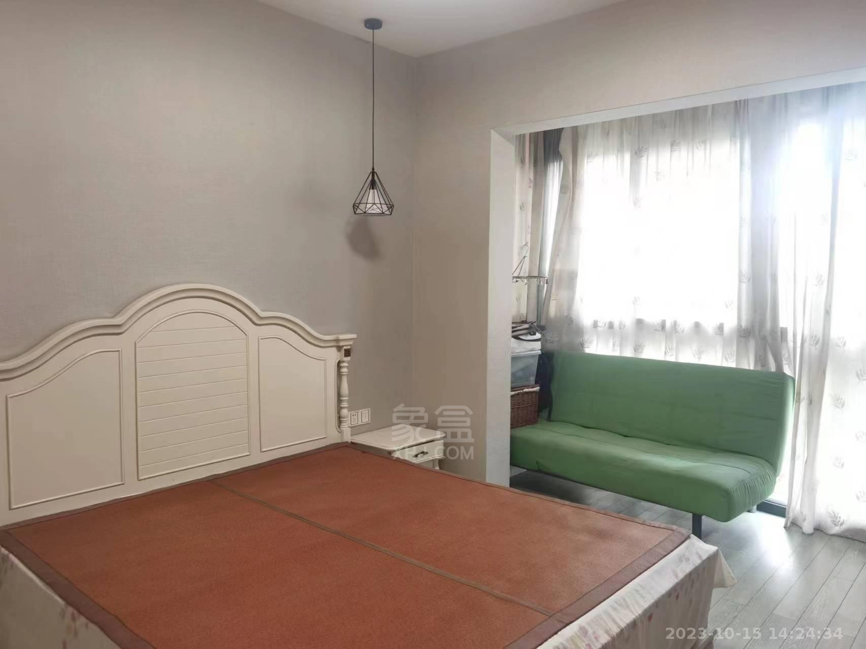 湘银二期世纪花园 3室2厅2卫 1800.0元/月 湘银二期世纪花园 3室2厅2卫 1800.0元/月室内图