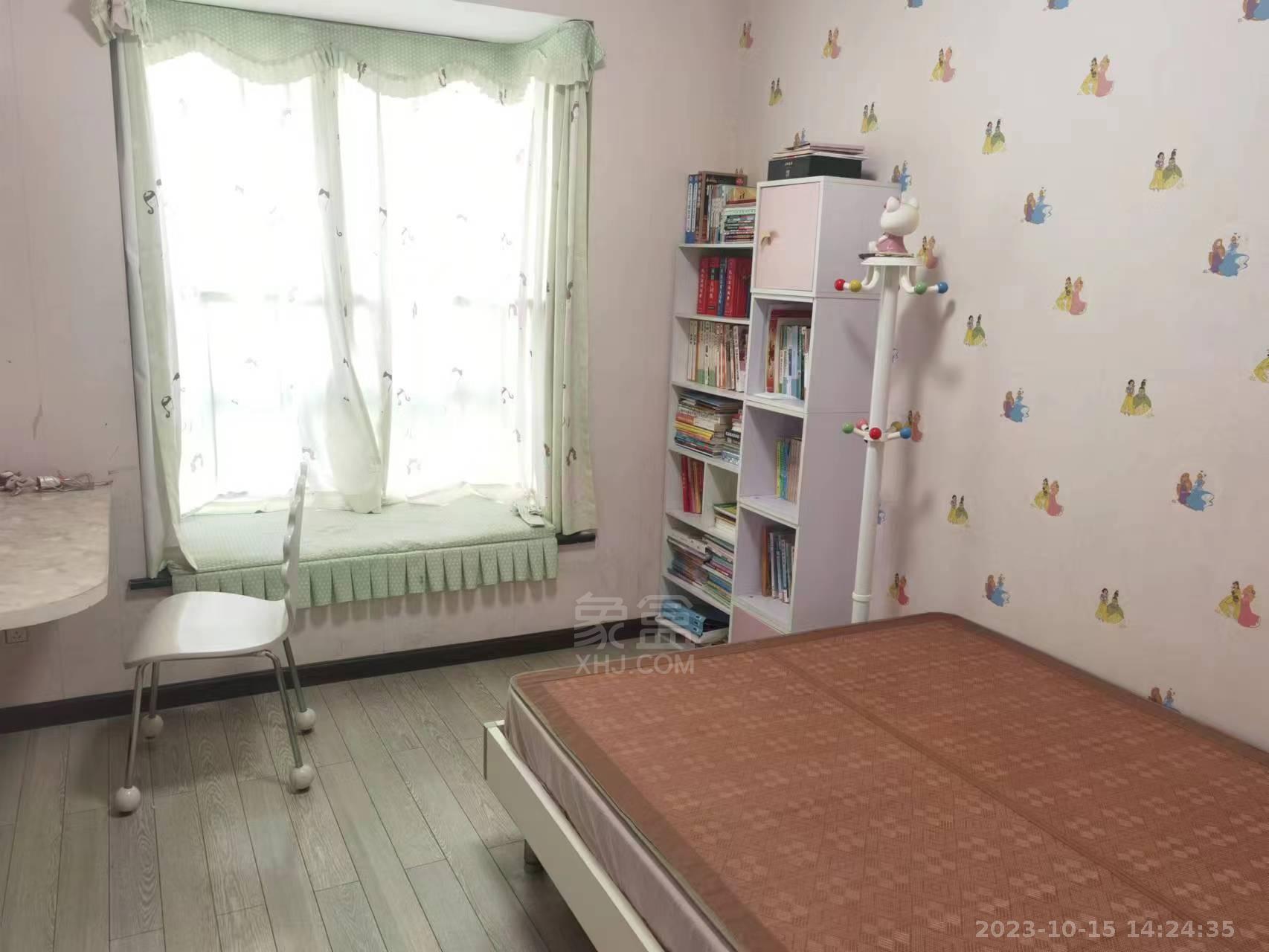 湘银二期世纪花园 3室2厅2卫 1800.0元/月 湘银二期世纪花园 3室2厅2卫 1800.0元/月室内图