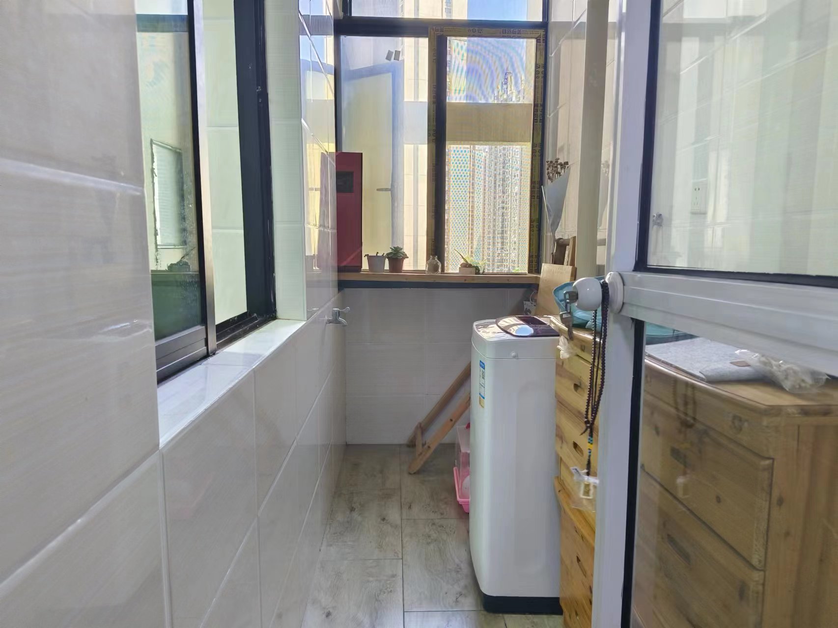 美的林城时代  2室1厅1卫   1800.00元/月室内图
