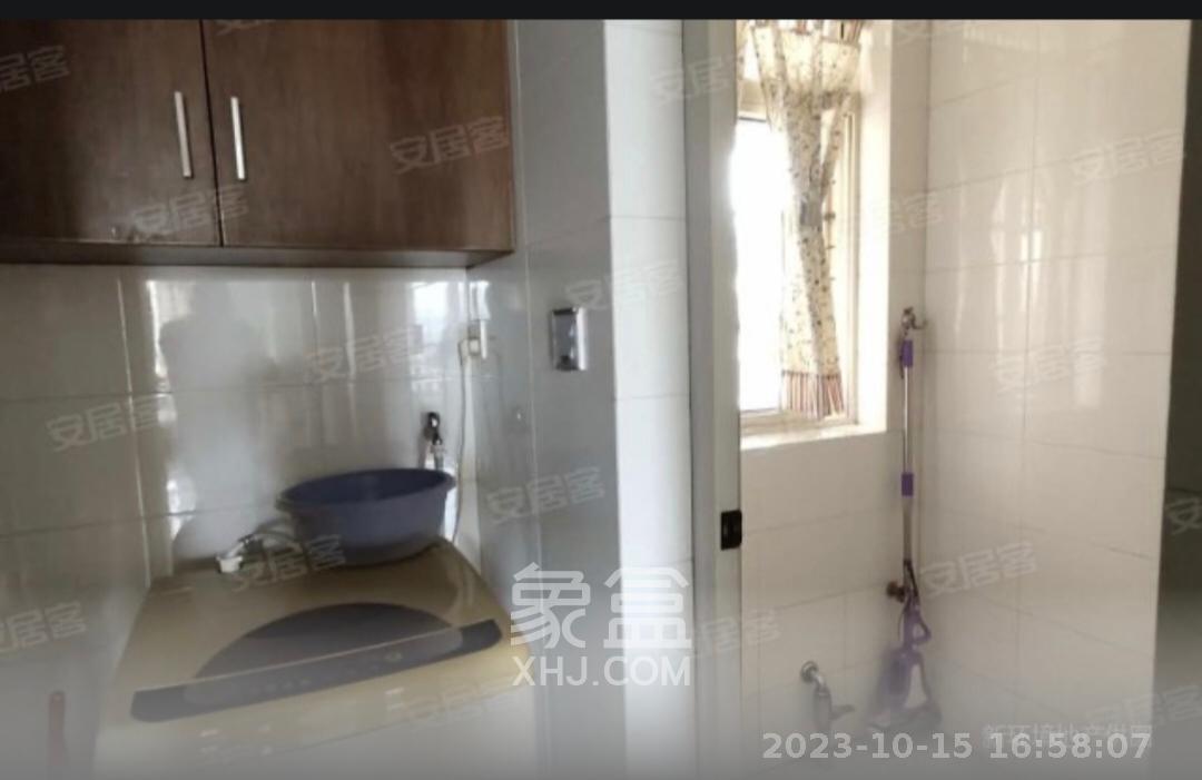 湖南省长沙市城乡规划局雨花区分局宿舍  5室2厅2卫   3200.00元/月室内图