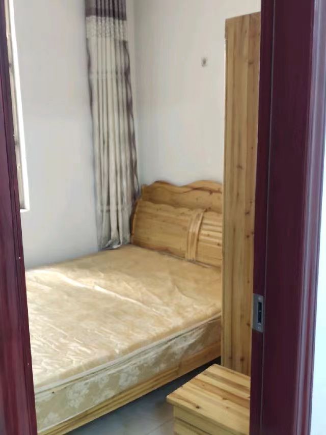 美的林城时代  2室1厅1卫   2000.00元/月室内图