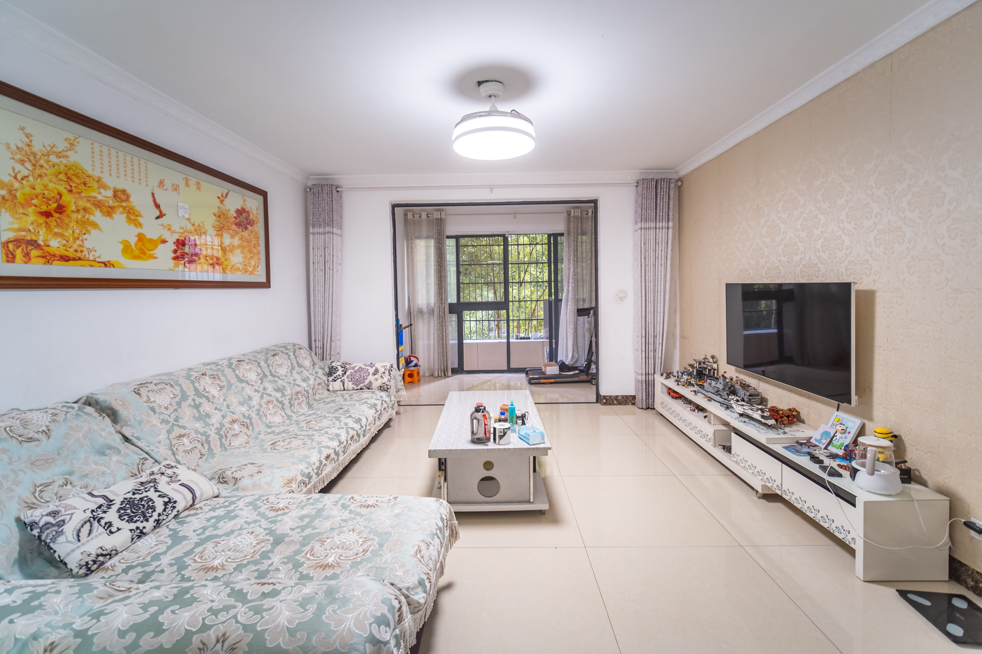 三一街区 3室2厅1卫 92.72万 三一街区 3室2厅1卫 92.72万客厅