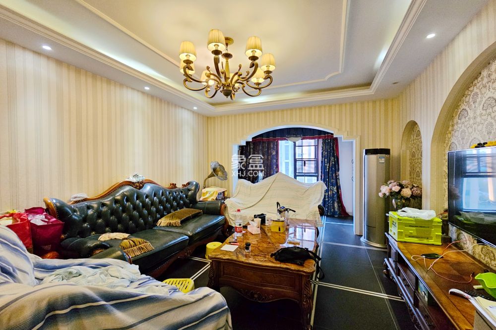 东城港  2室2厅2卫   150.00万