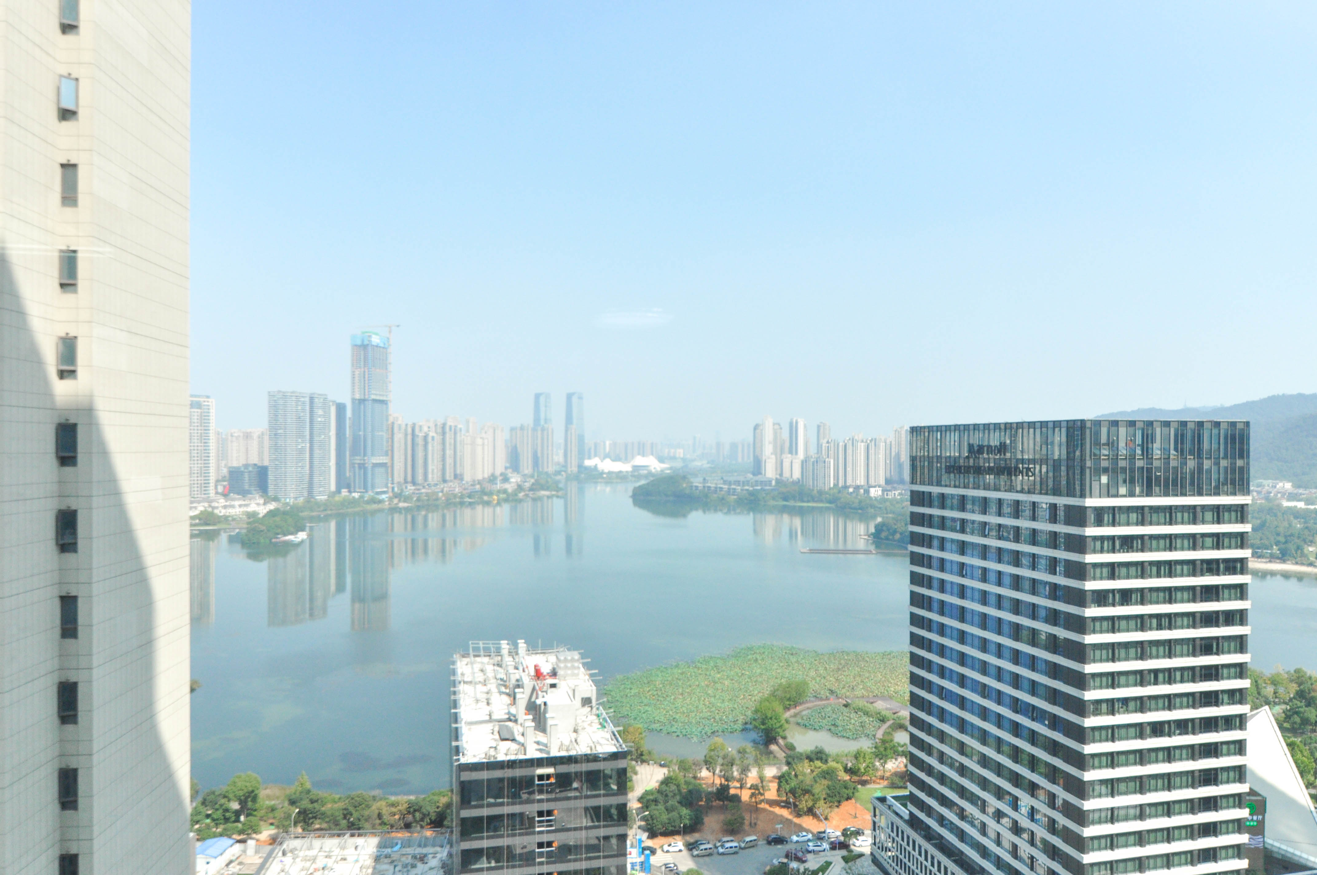 梅溪湖金茂湾  4室2厅3卫   360.00万其他