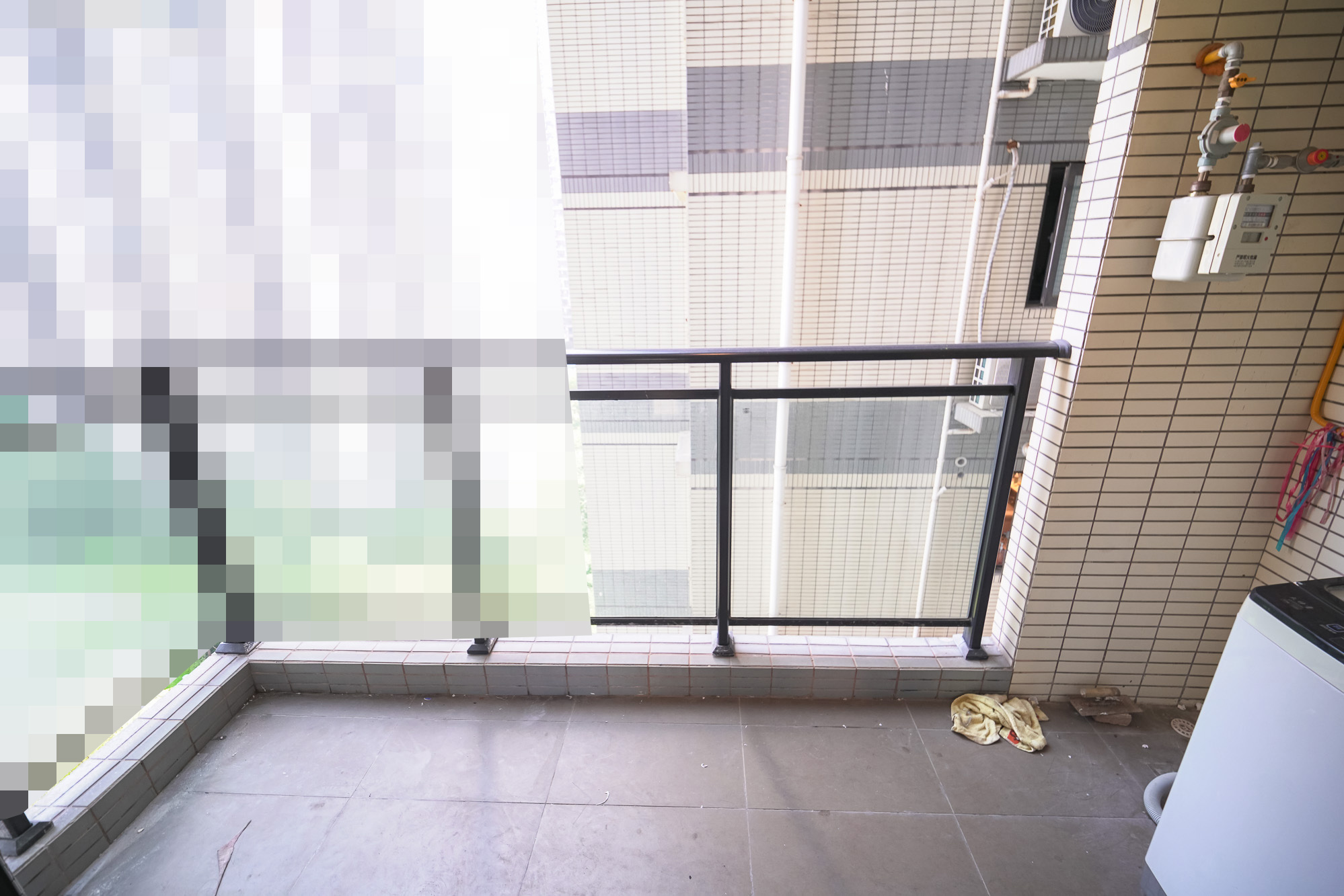 时代年华  4室2厅2卫   130.00万阳台
