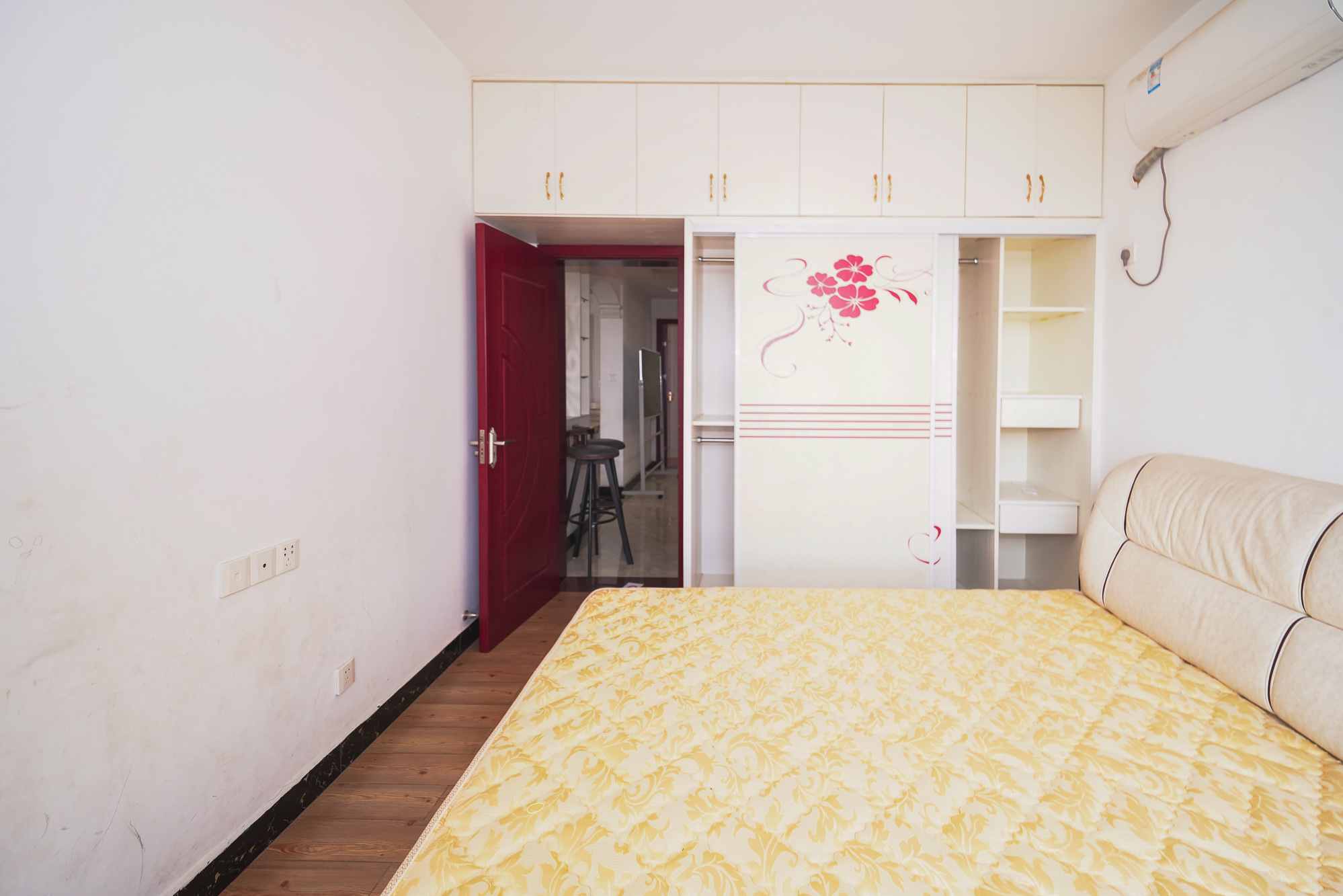 中粮自然天城 3室2厅1卫 82.8万 中粮自然天城 3室2厅1卫 82.8万卧室